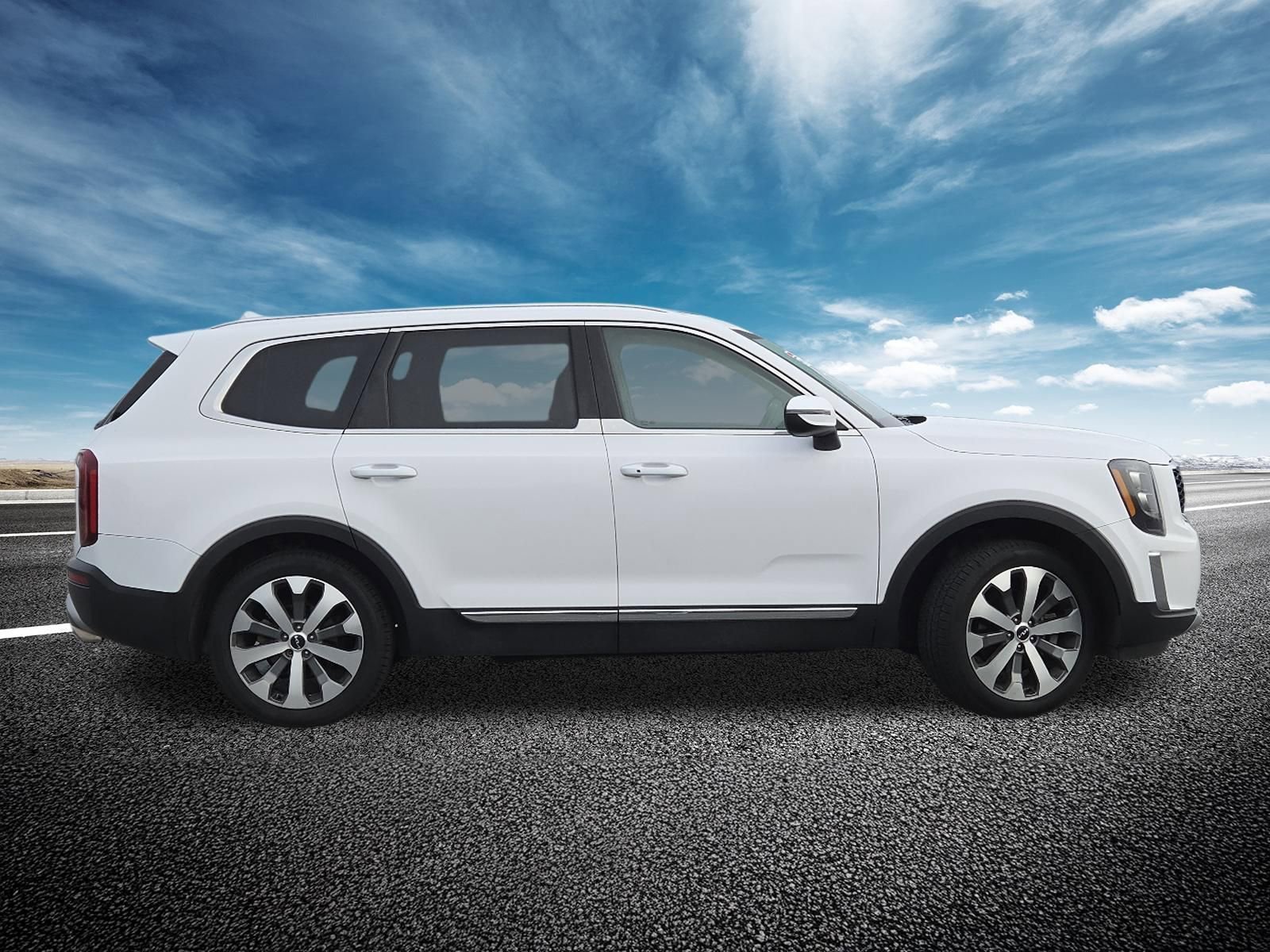 Used 2022 Kia Telluride EX w/ EX Premium Package image 21
