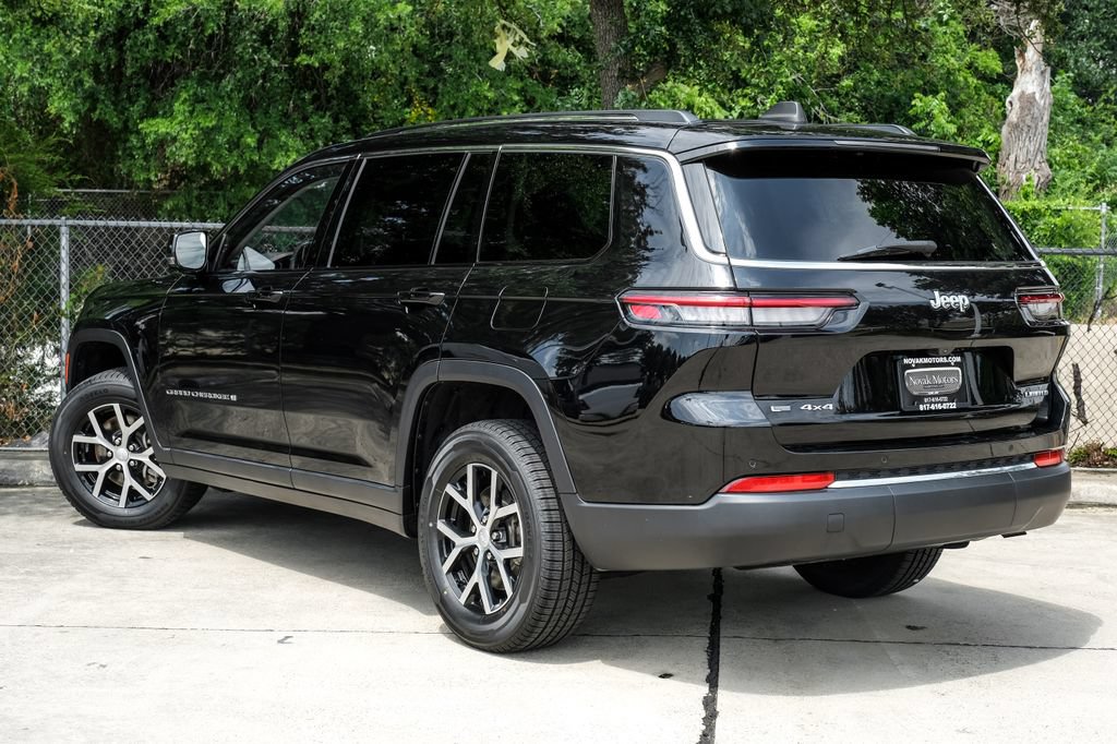 Used 2023 Jeep Grand Cherokee L Limited w/ Trailer Tow Group (B) AWD/4WD image 19