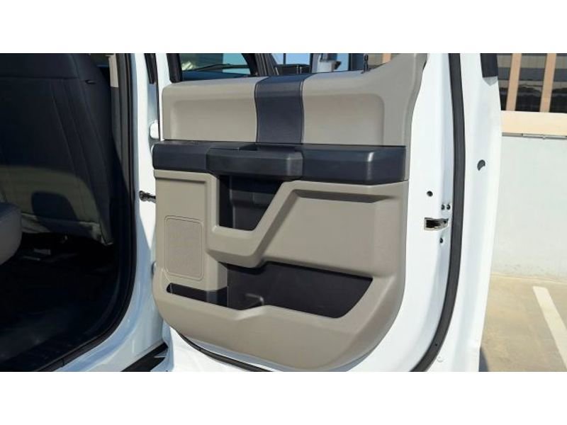 Used 2022 Ford F250 XL w/ Power Equipment Group image 16