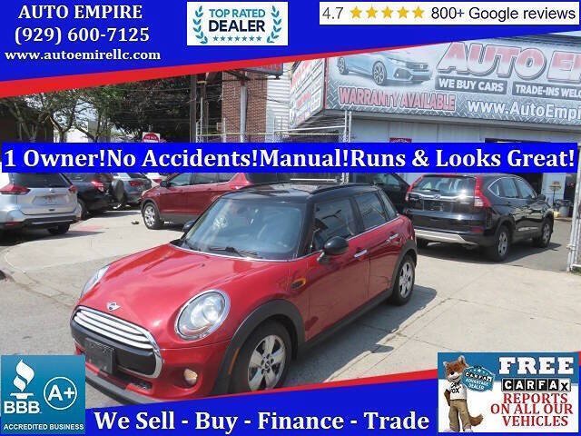 Used 2015 MINI Cooper 4-Door Hardtop FWD image 1