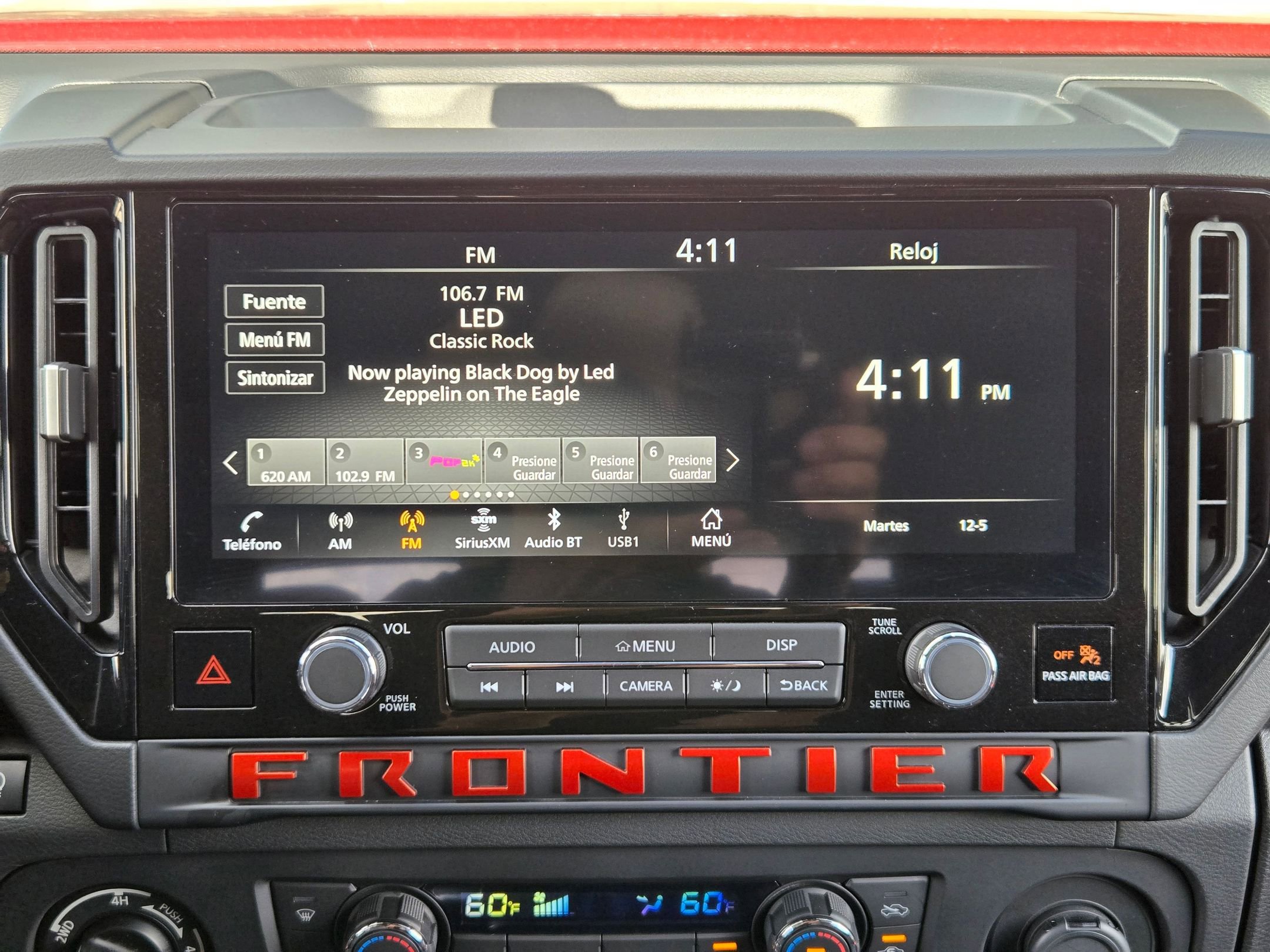 Used 2025 Nissan Frontier PRO-4X w/ Tow Package AWD/4WD image 18