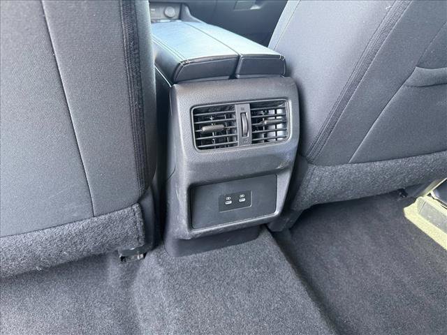 Used 2024 Nissan Rogue SV FWD image 24