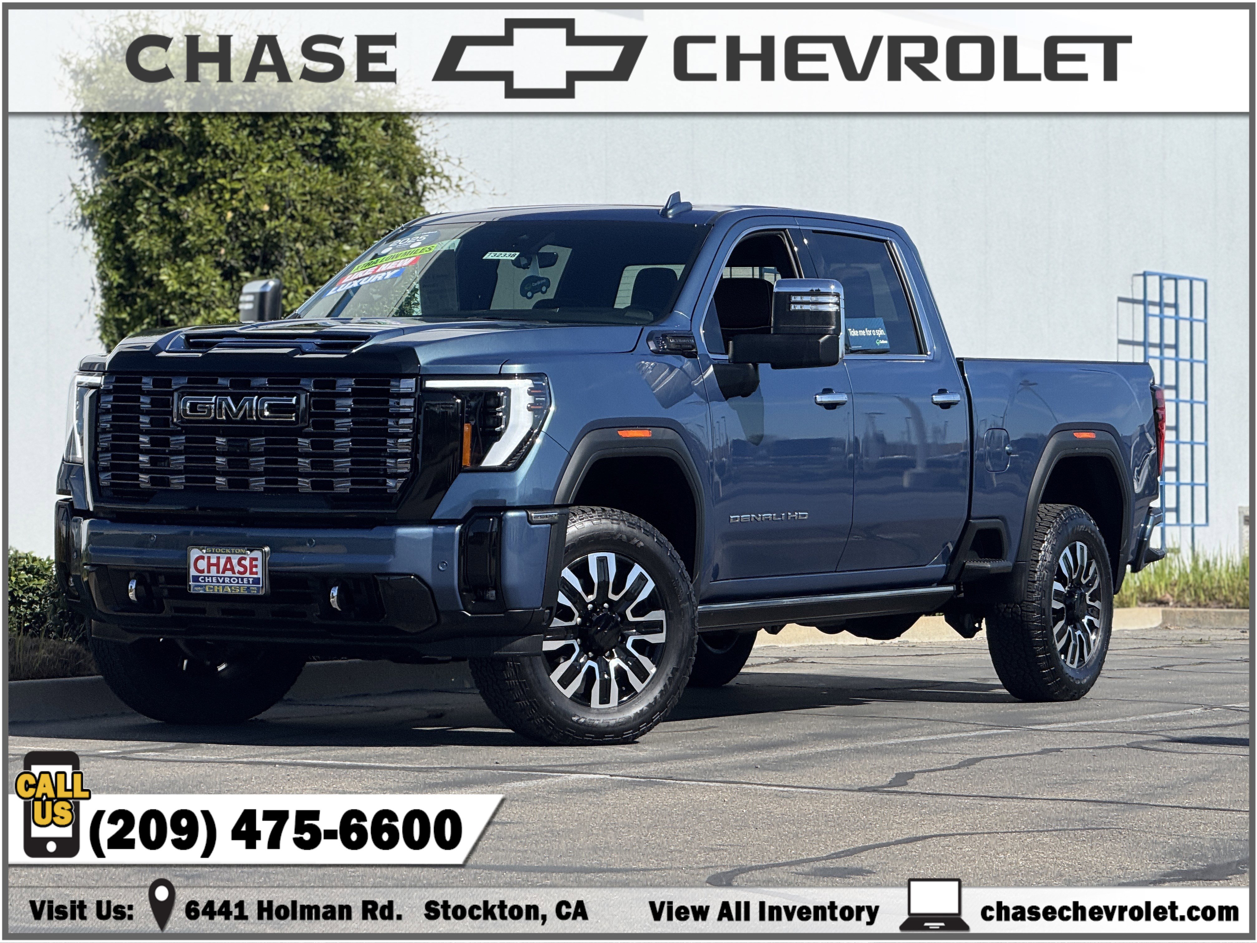 Used 2025 GMC Sierra 2500 Denali Ultimate w/ Max Trailering Package image 1