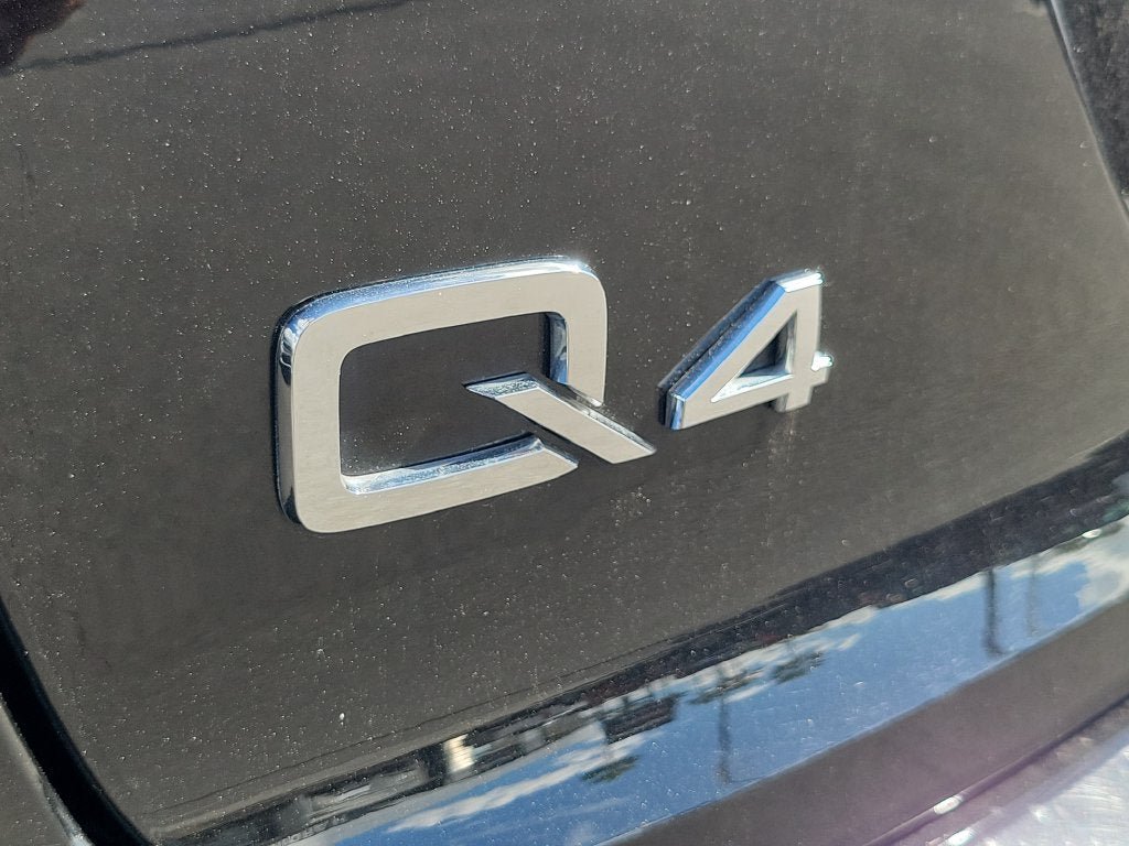 Used 2023 Audi Q4 e-tron Premium w/ Convenience Package RWD image 7