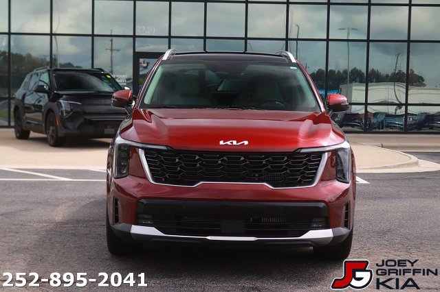Certified 2025 Kia Sorento EX w/ Panoramic Sunroof Package FWD image 2