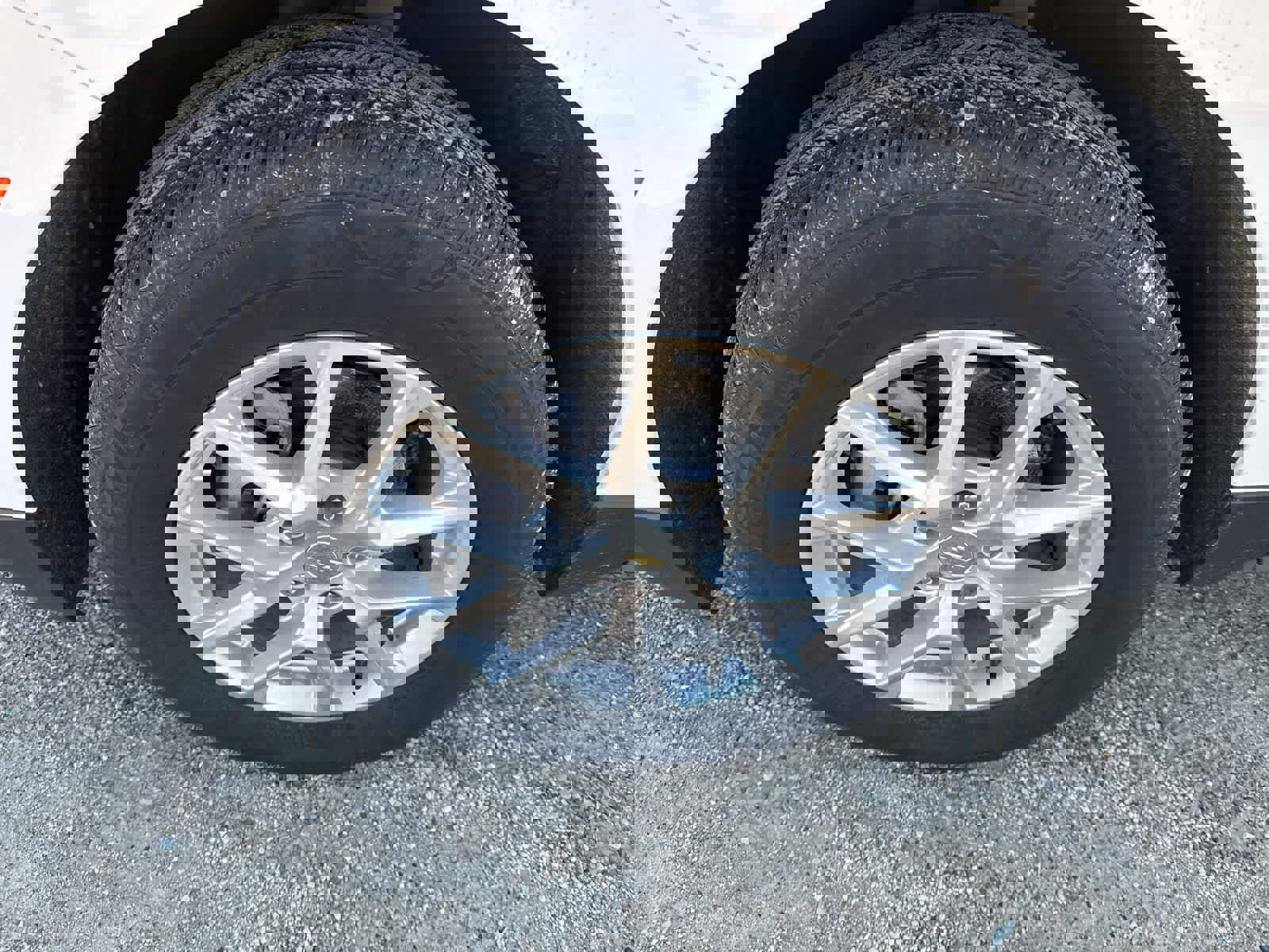 Used 2024 Chevrolet Equinox LT w/ LPO, Floor Liner Package image 6