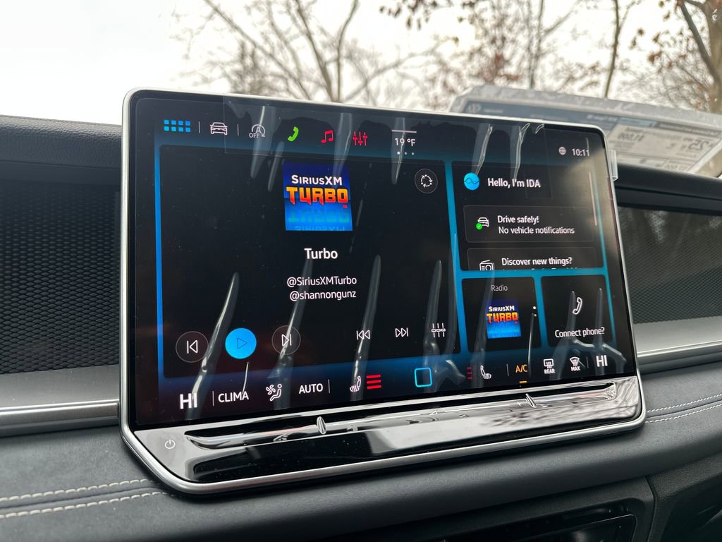 New 2026 Volkswagen Tiguan SE image 9