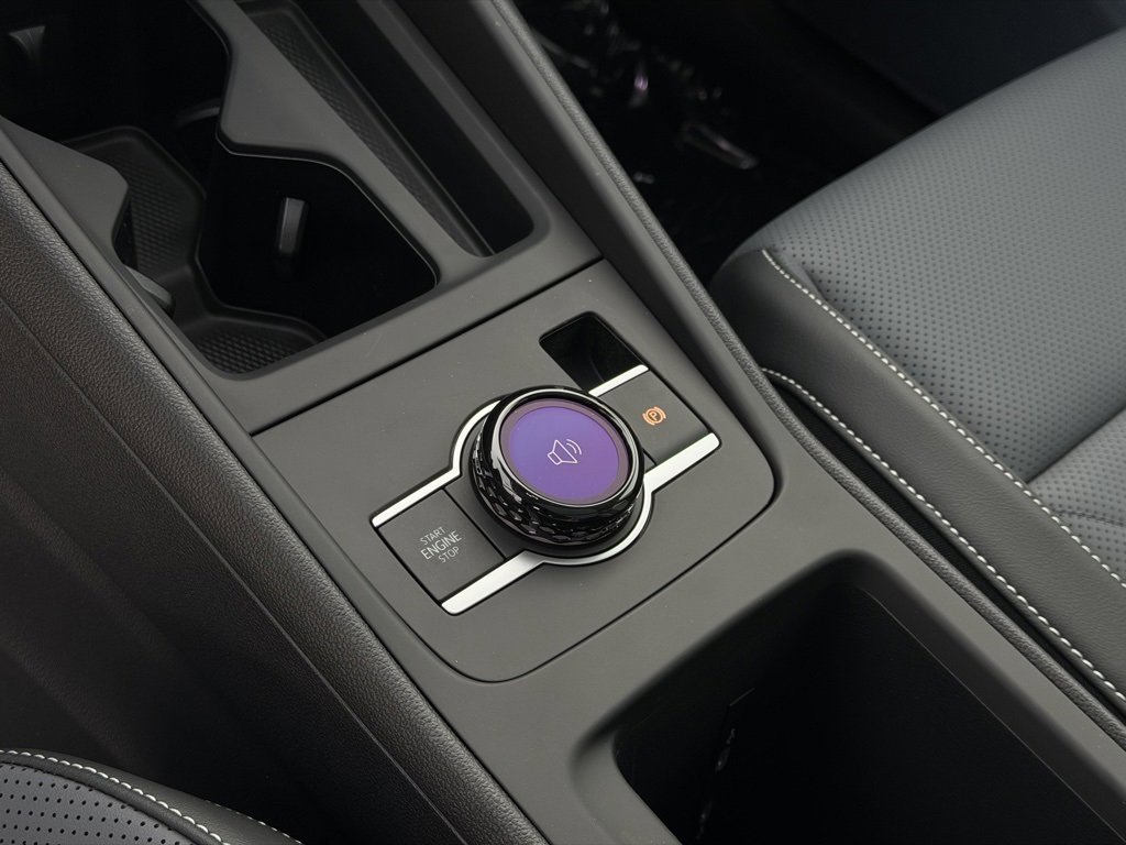 New 2026 Volkswagen Tiguan SE image 25