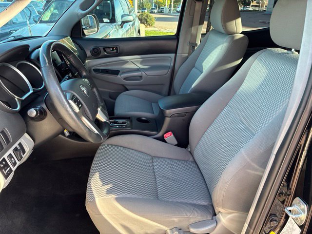 Used 2013 Toyota Tacoma PreRunner w/ Convenience Pkg RWD image 5