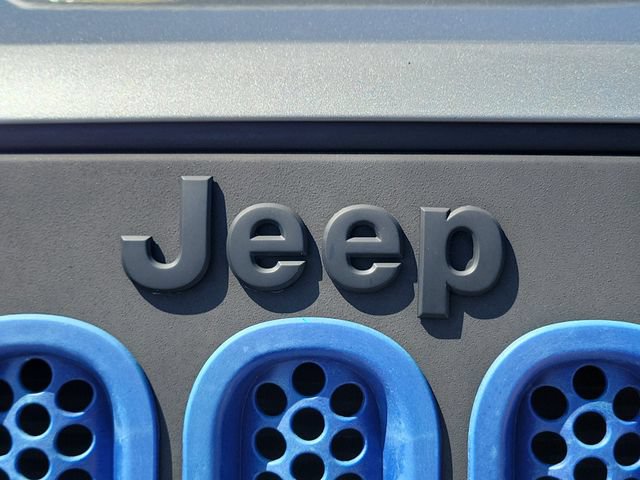 Used 2017 Jeep Wrangler Sport AWD/4WD image 7