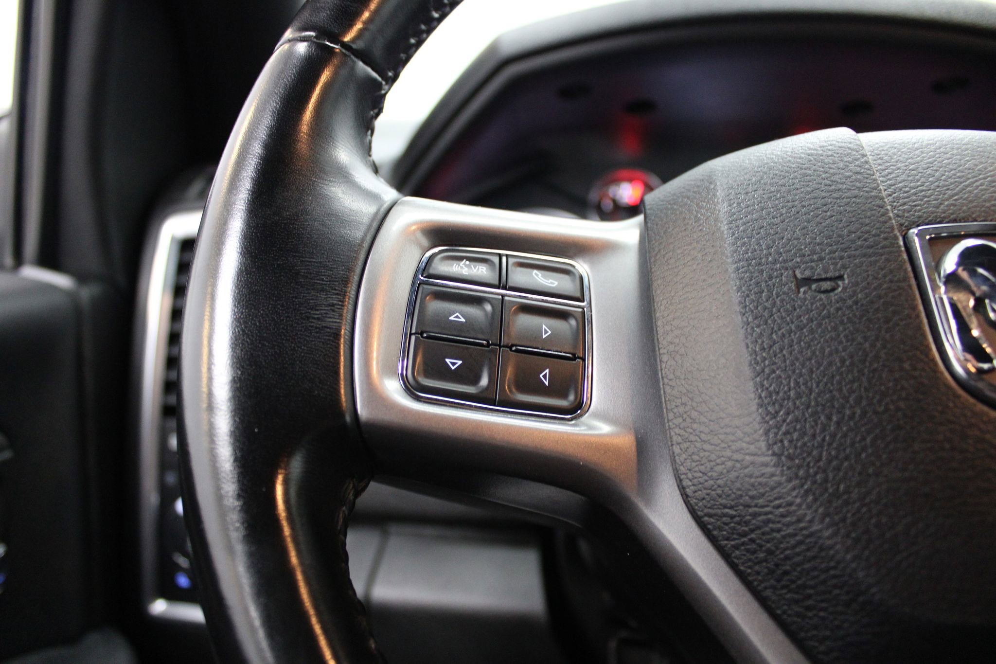 Used 2022 RAM 1500 Classic Warlock image 32