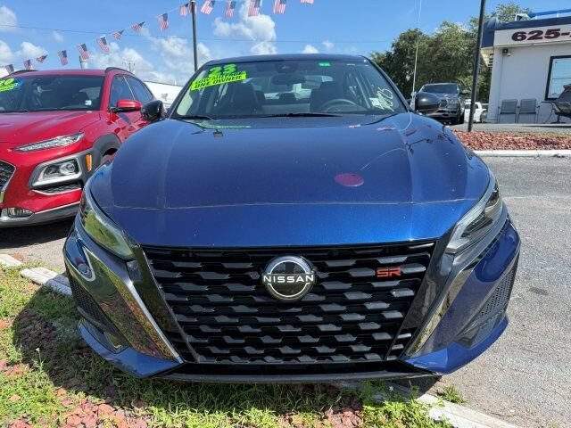 Used 2023 Nissan Altima 2.5 SR w/ SR Premium Package FWD image 2