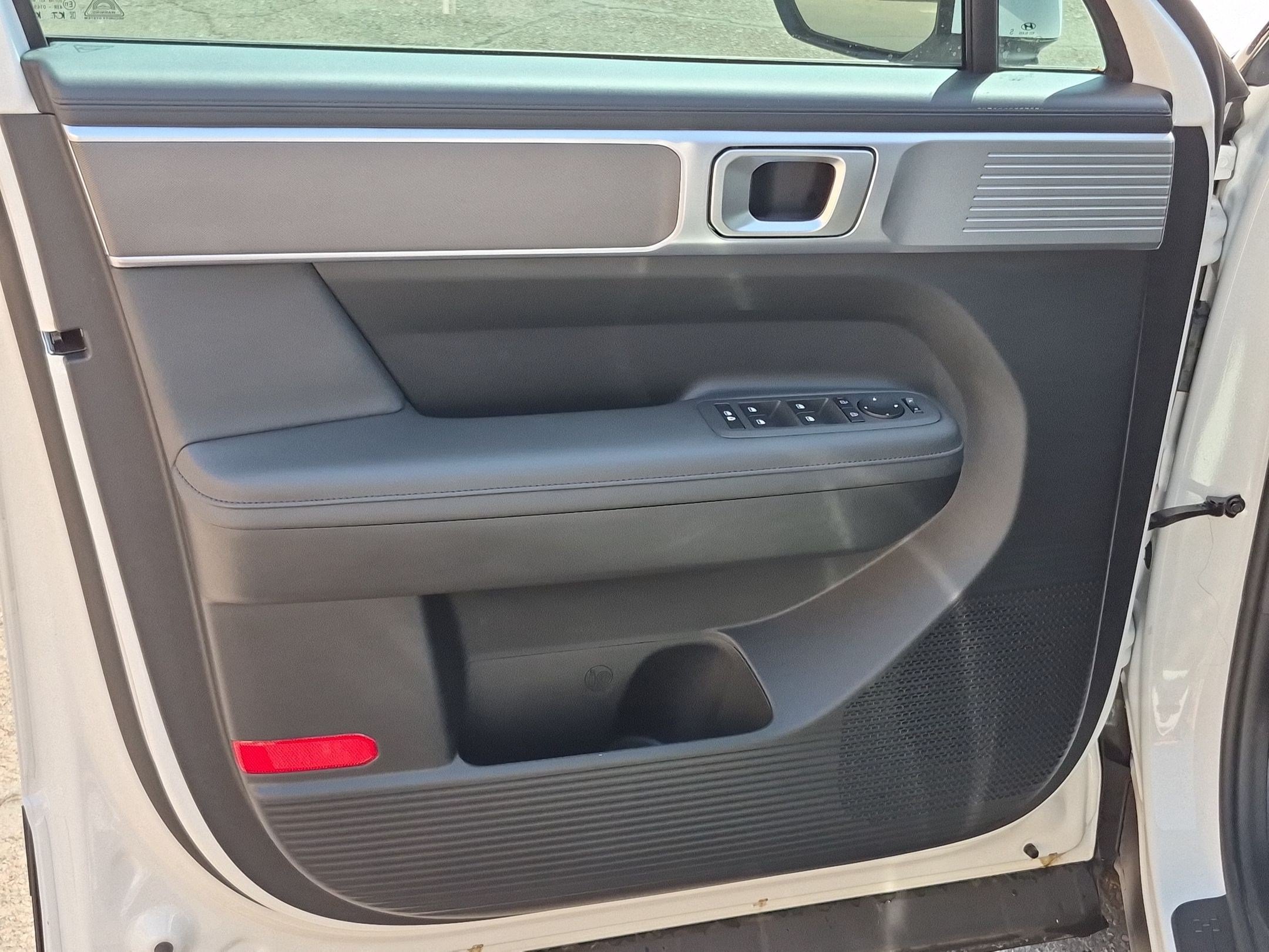 Certified 2026 Hyundai Santa Fe SEL FWD image 11