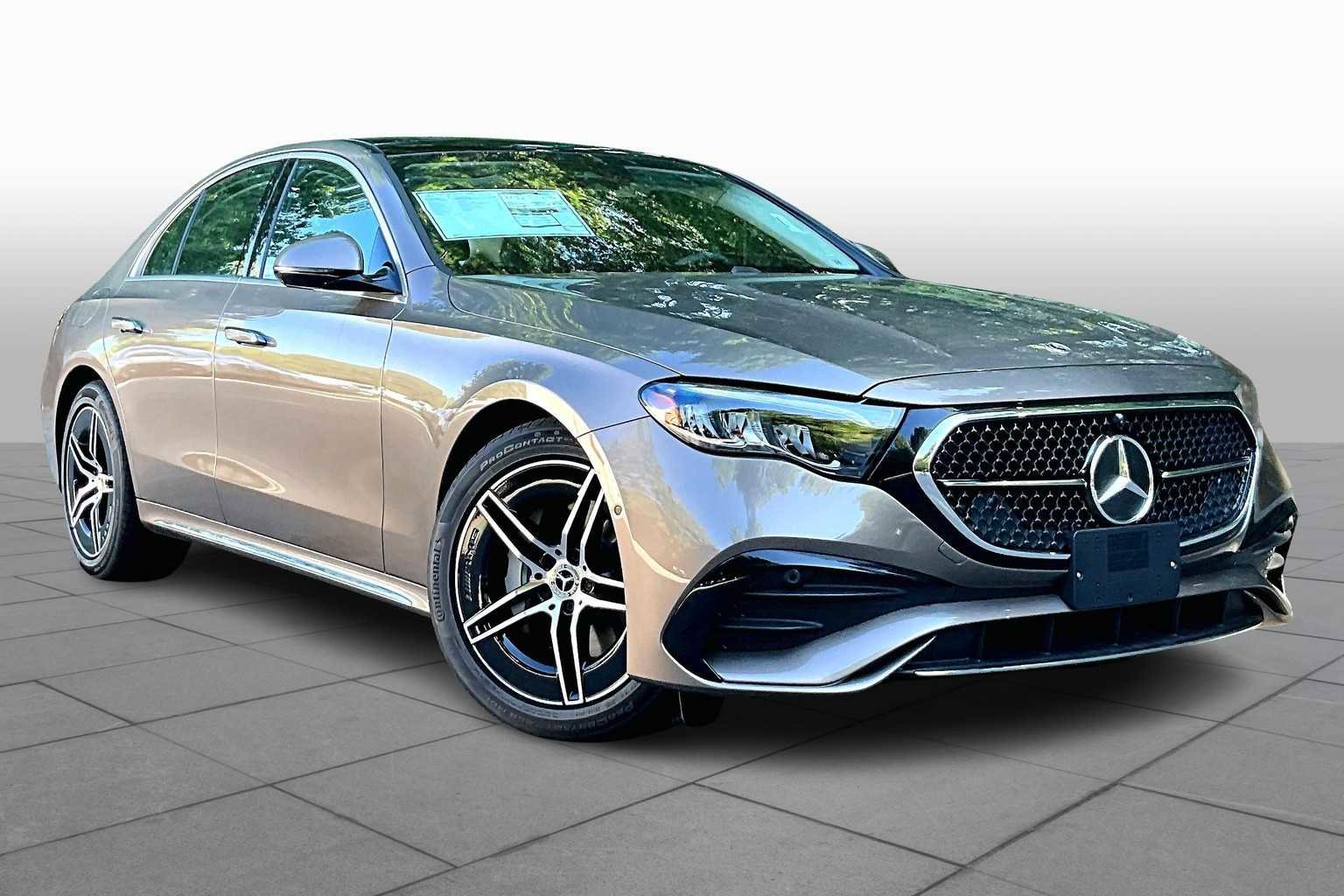 New 2026 Mercedes-Benz E 350 4MATIC Sedan image 2