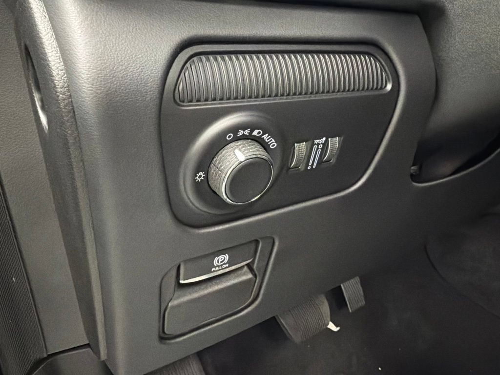 New 2026 Jeep Grand Wagoneer L Summit AWD/4WD image 22