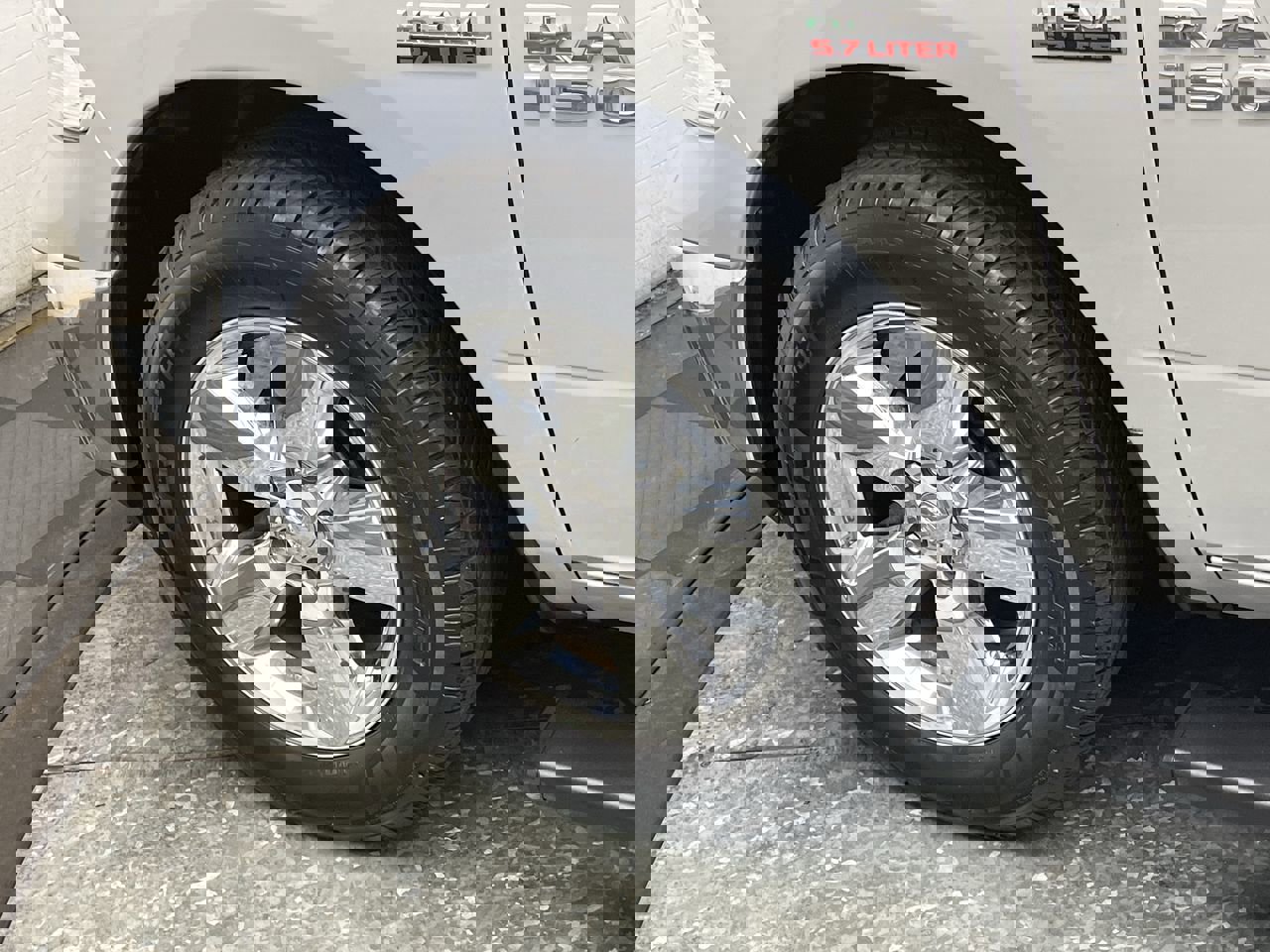 Used 2018 RAM 1500 Big Horn image 32