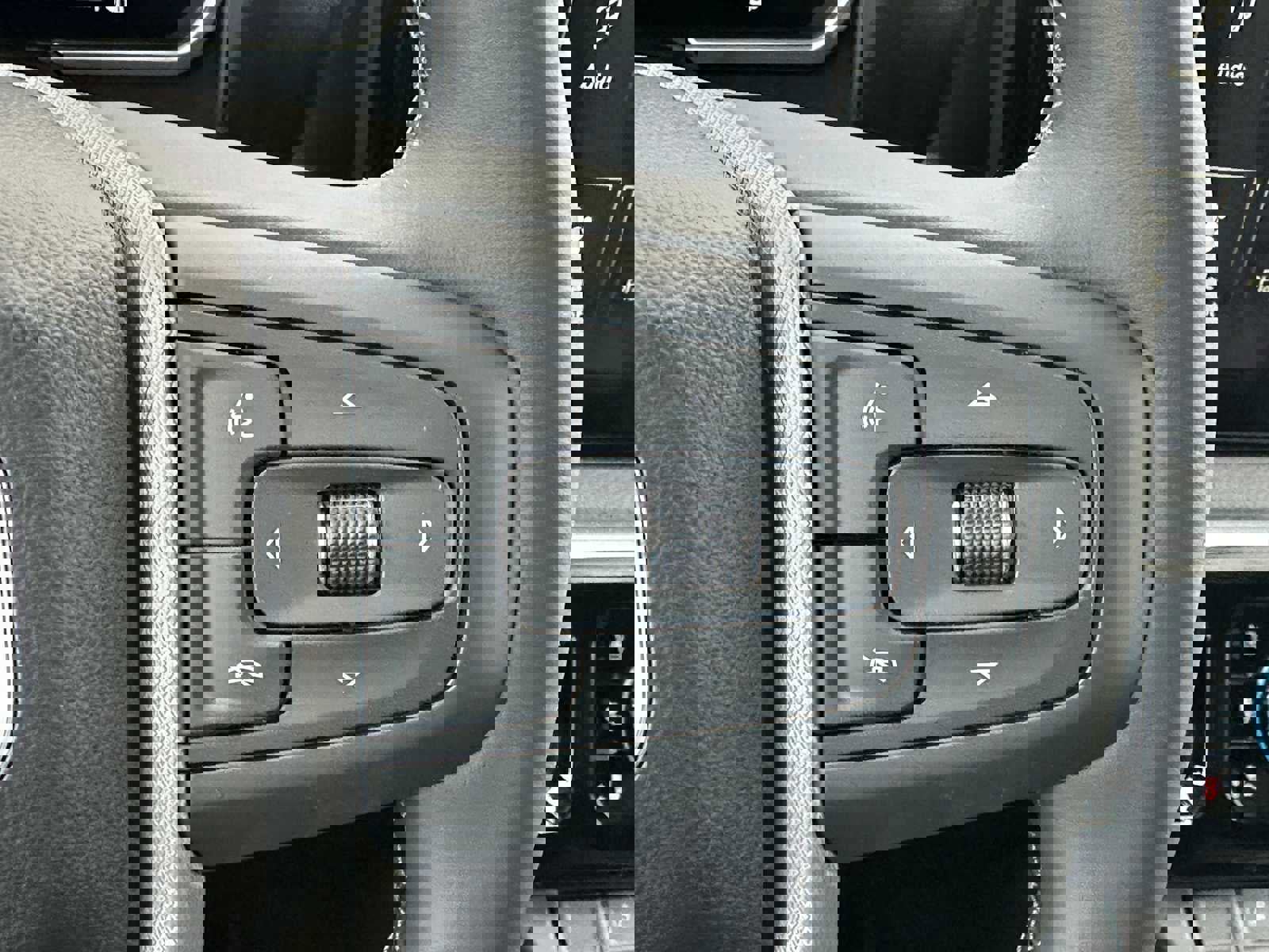 New 2026 GMC Sierra 2500 Denali w/ Denali Reserve Package image 36