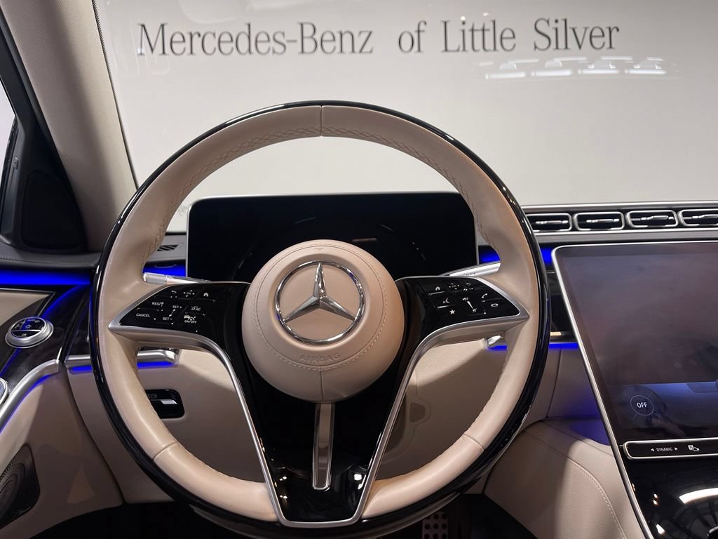 Certified 2022 Mercedes-Benz S 500 4MATIC w/ AMG Line Package image 31