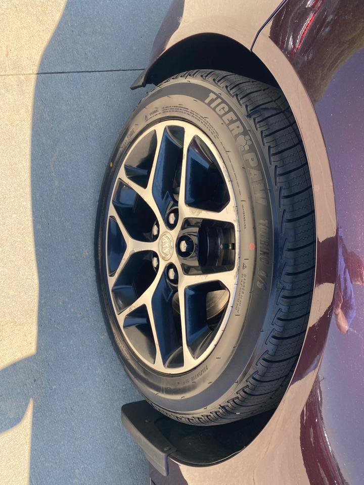 Used 2017 Buick Regal Sport Touring FWD image 10