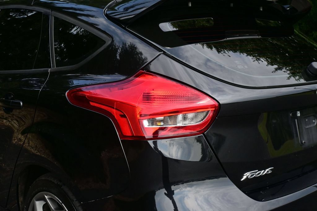 Used 2015 Ford Focus ST FWD image 32