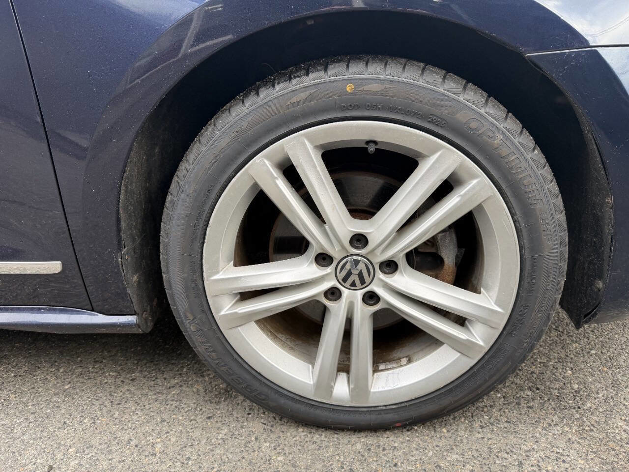 Used 2015 Volkswagen Passat TDI SEL Premium image 14