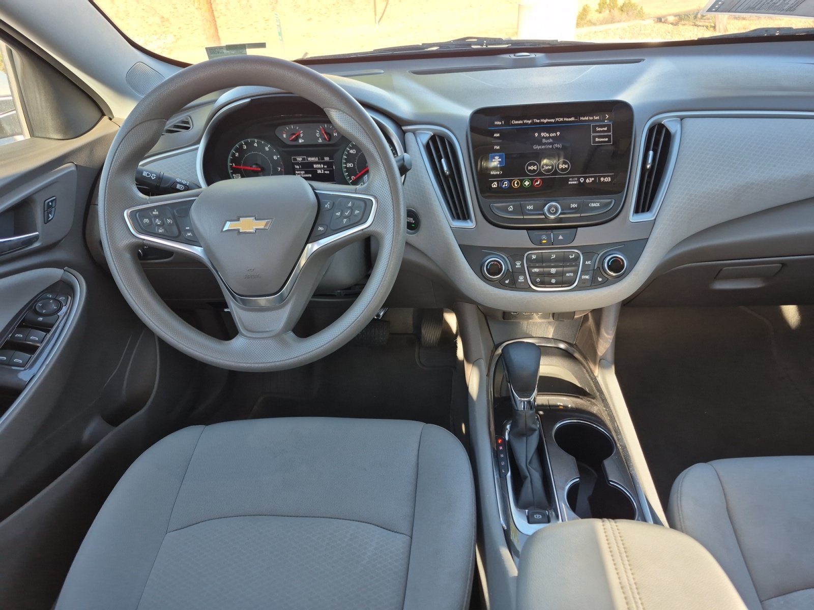 Used 2024 Chevrolet Malibu LT FWD image 18