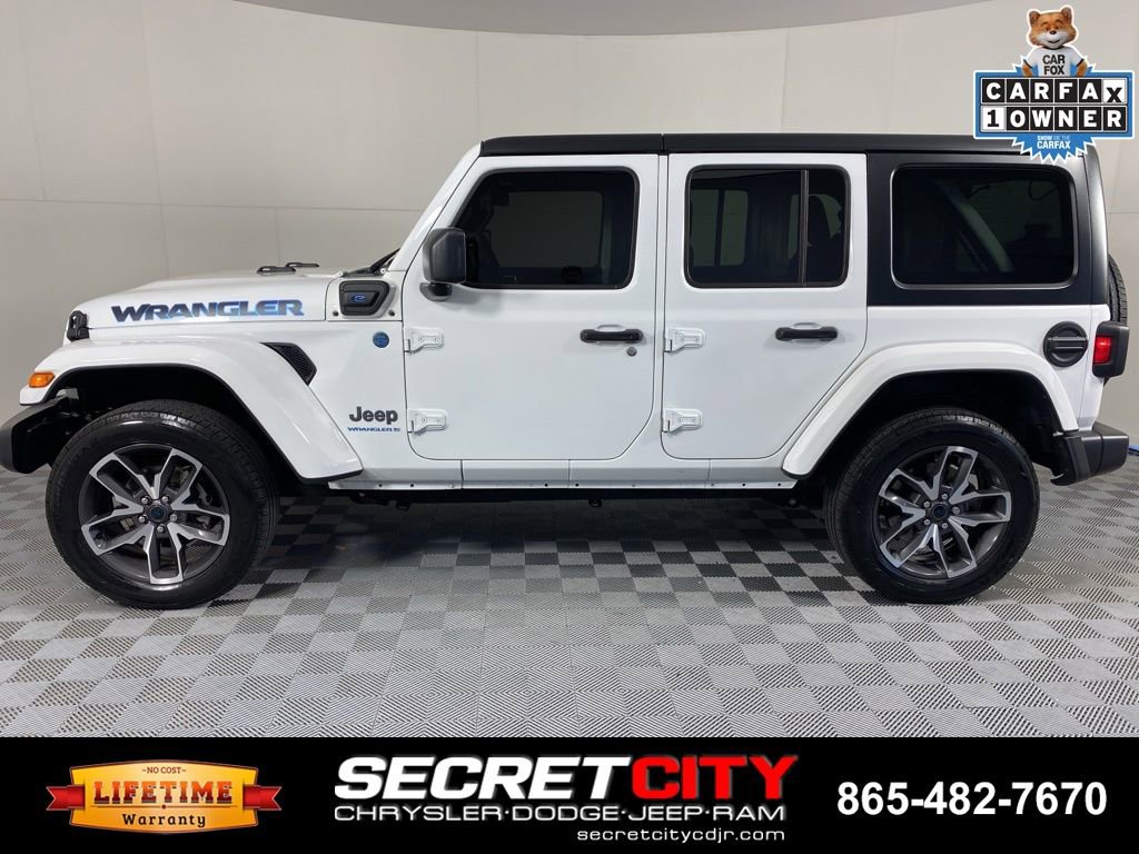 Used 2024 Jeep Wrangler Unlimited AWD/4WD image 4