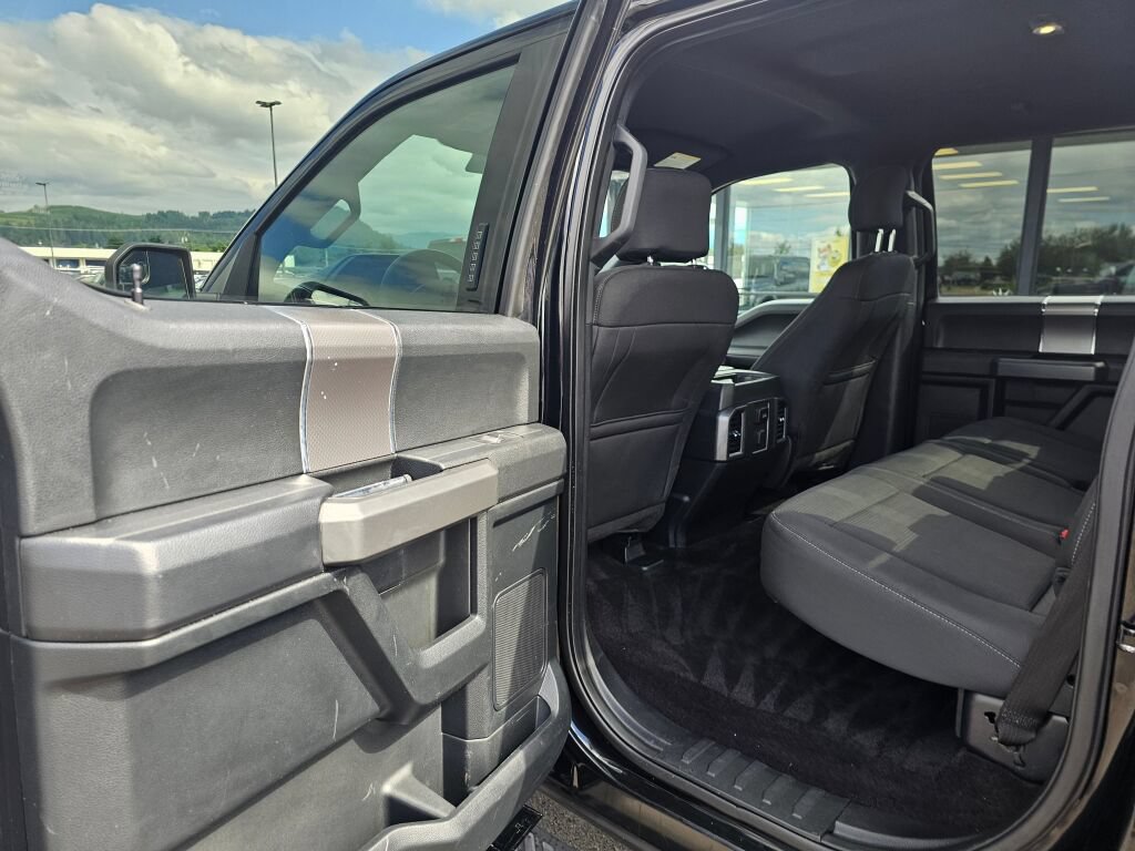 Used 2016 Ford F150 XLT w/ Equipment Group 301A Mid AWD/4WD image 10