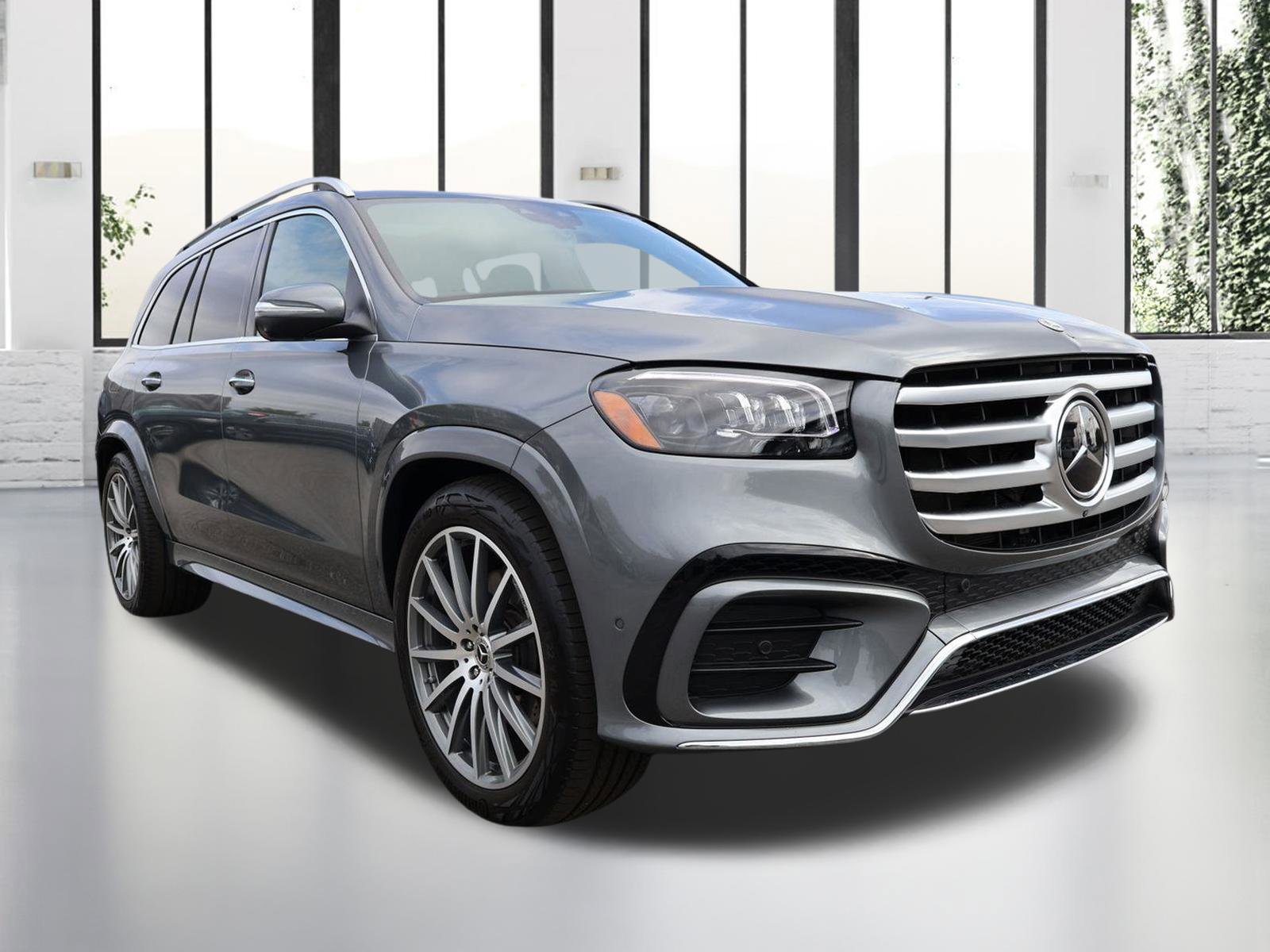 Used 2025 Mercedes-Benz GLS 450 4MATIC image 7