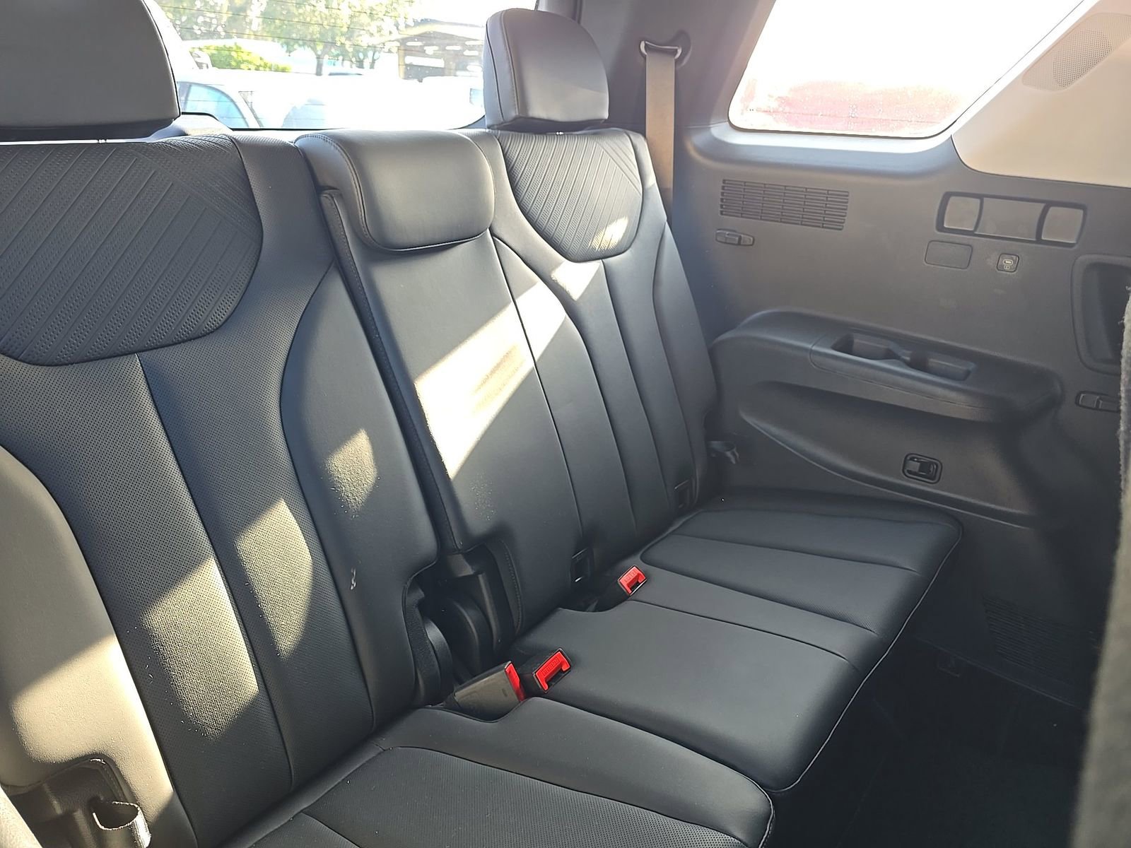 Used 2024 Hyundai Palisade SEL AWD/4WD image 17
