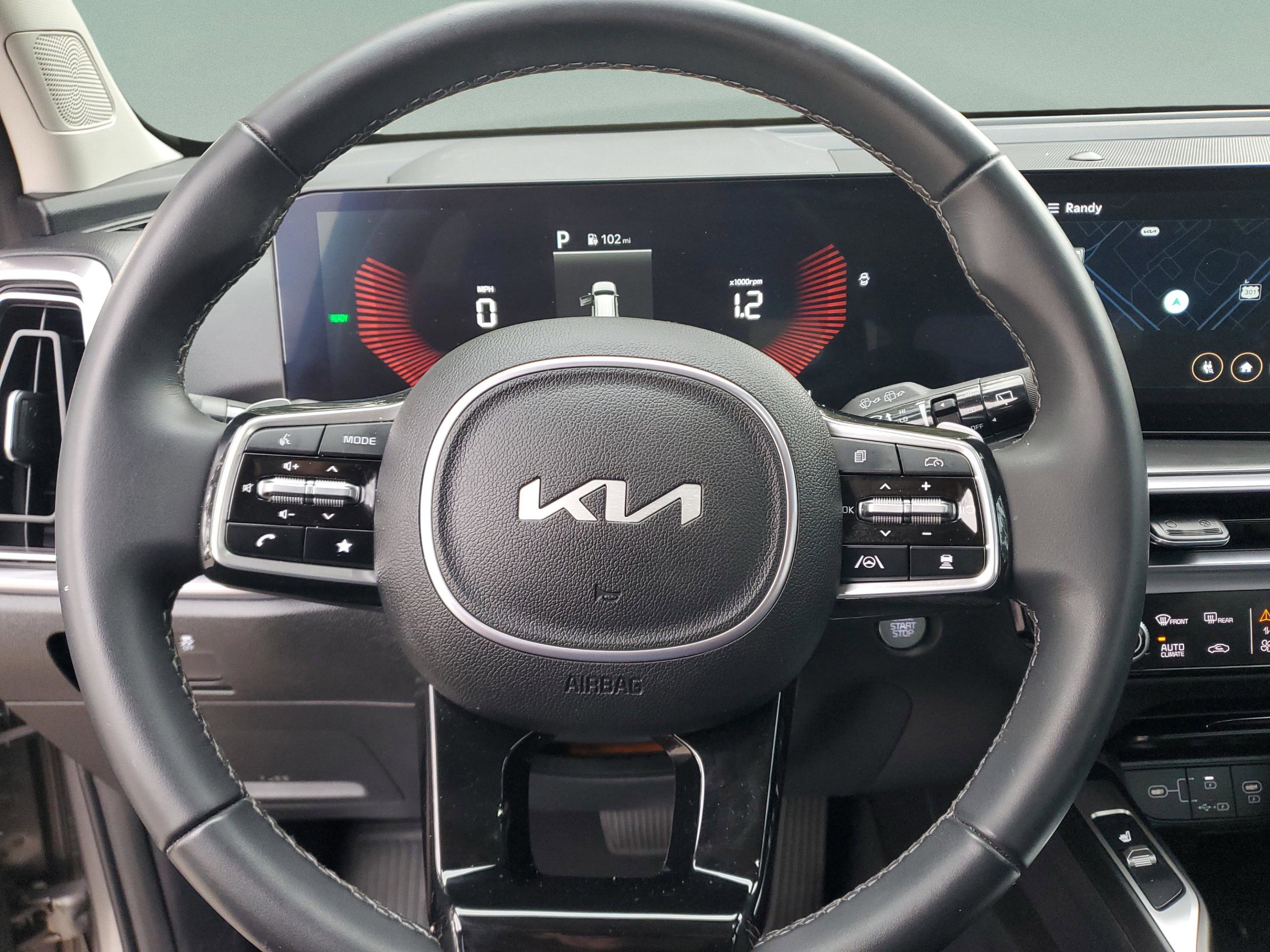 Certified 2025 Kia Sorento EX w/ EX Panoramic Sunroof Package image 17