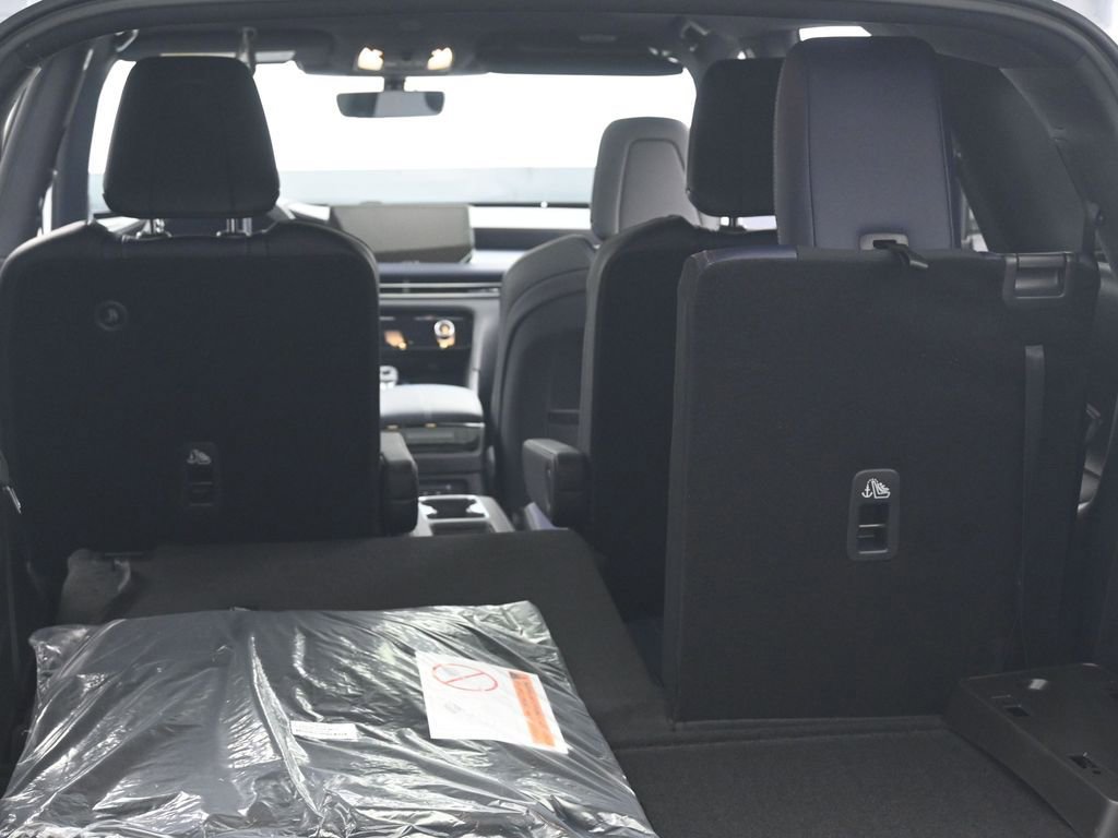 New 2026 INFINITI QX60 Sport w/ Dark Cargo Package image 24