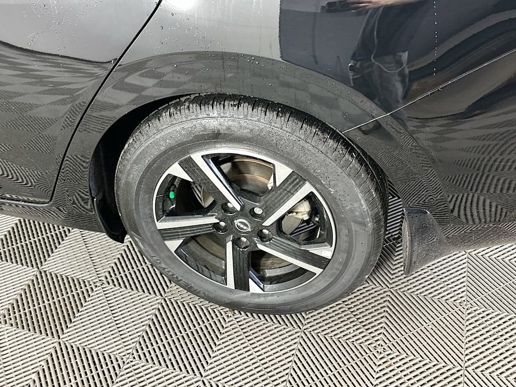 Certified 2025 Nissan Sentra SV FWD image 37