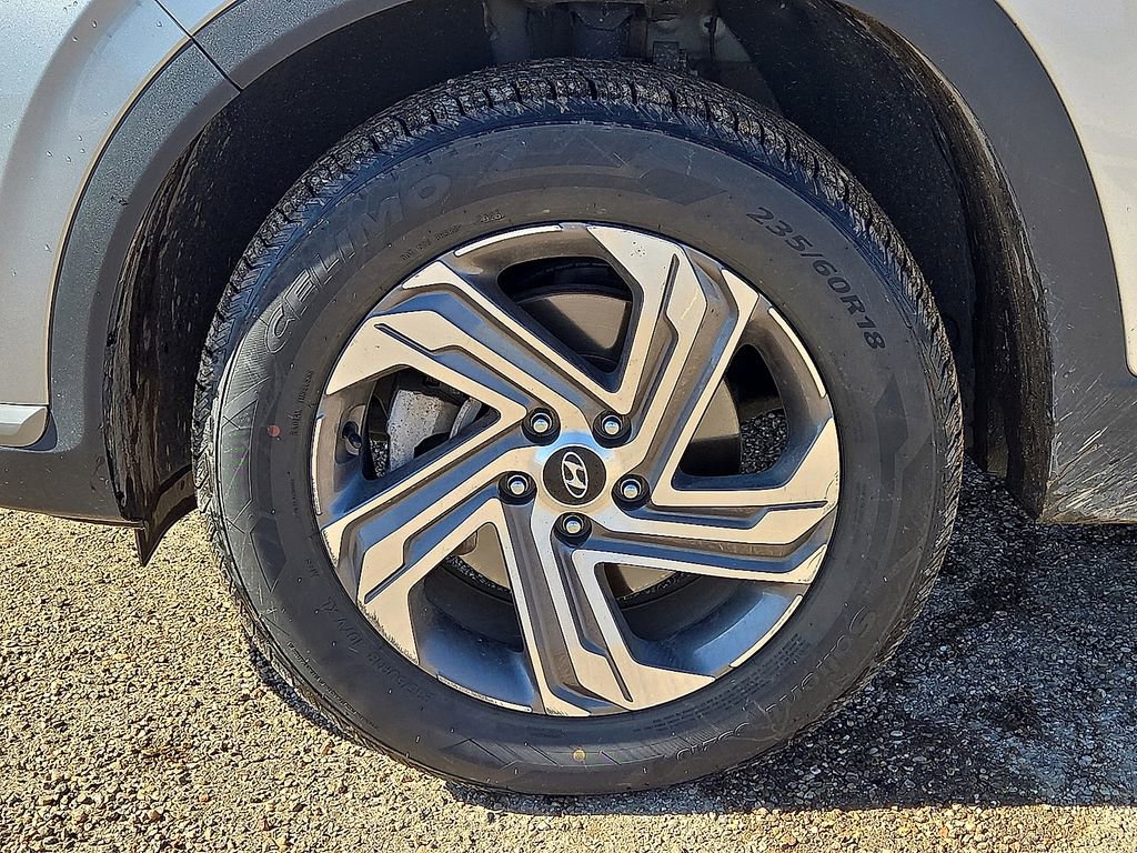 Used 2023 Hyundai Santa Fe SEL image 11