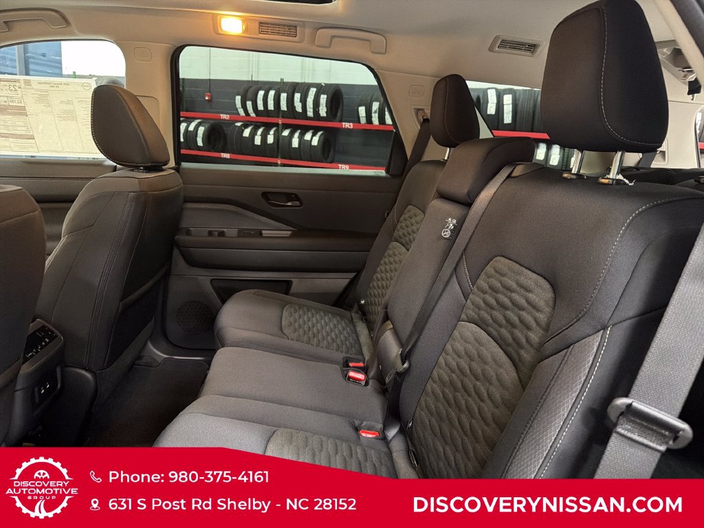 New 2026 Nissan Pathfinder SV FWD image 30