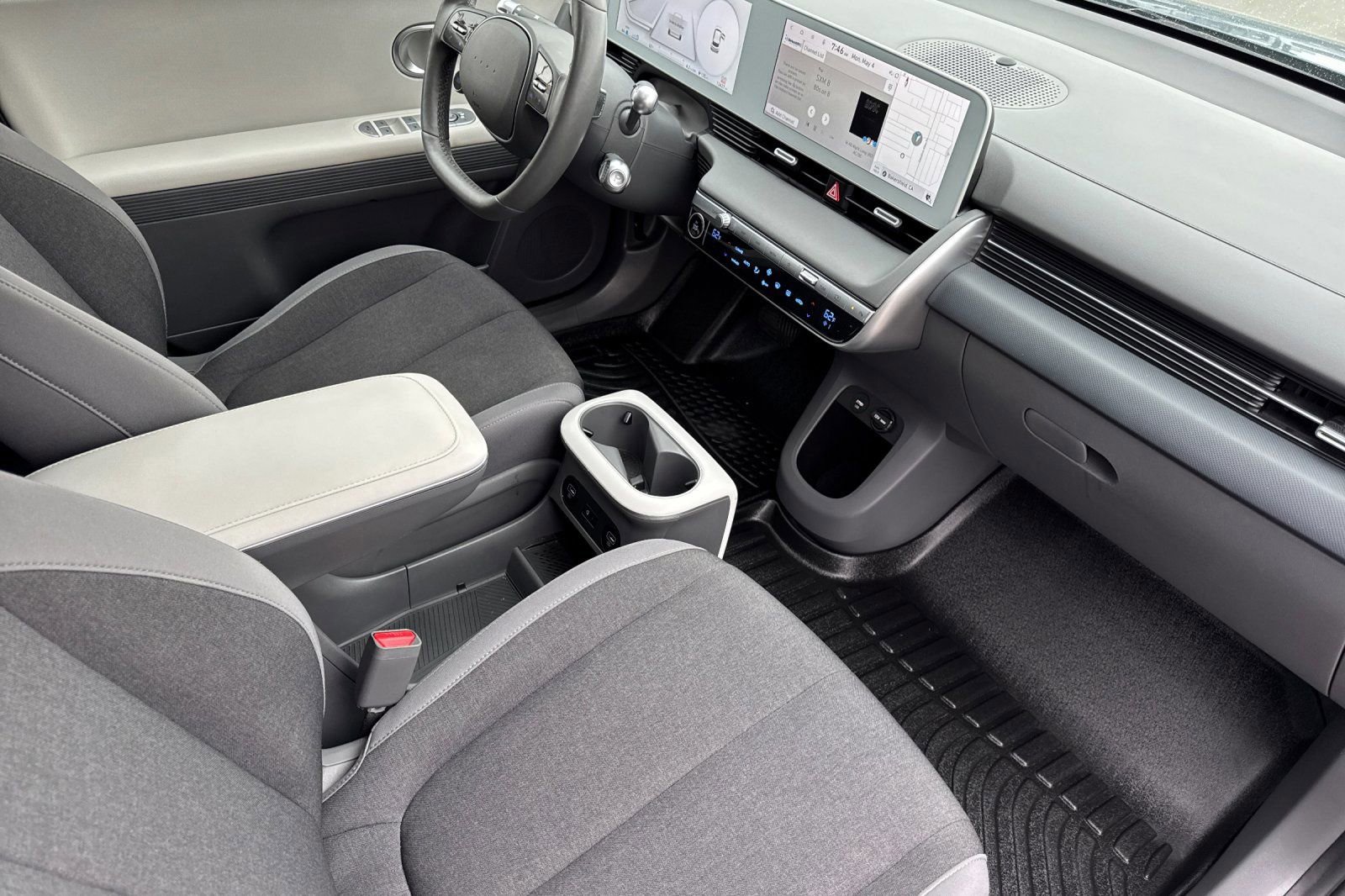 Used 2024 Hyundai Ioniq 5 SEL RWD image 17