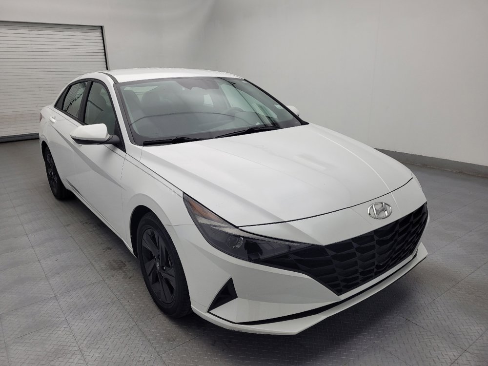Used 2021 Hyundai Elantra SEL image 13