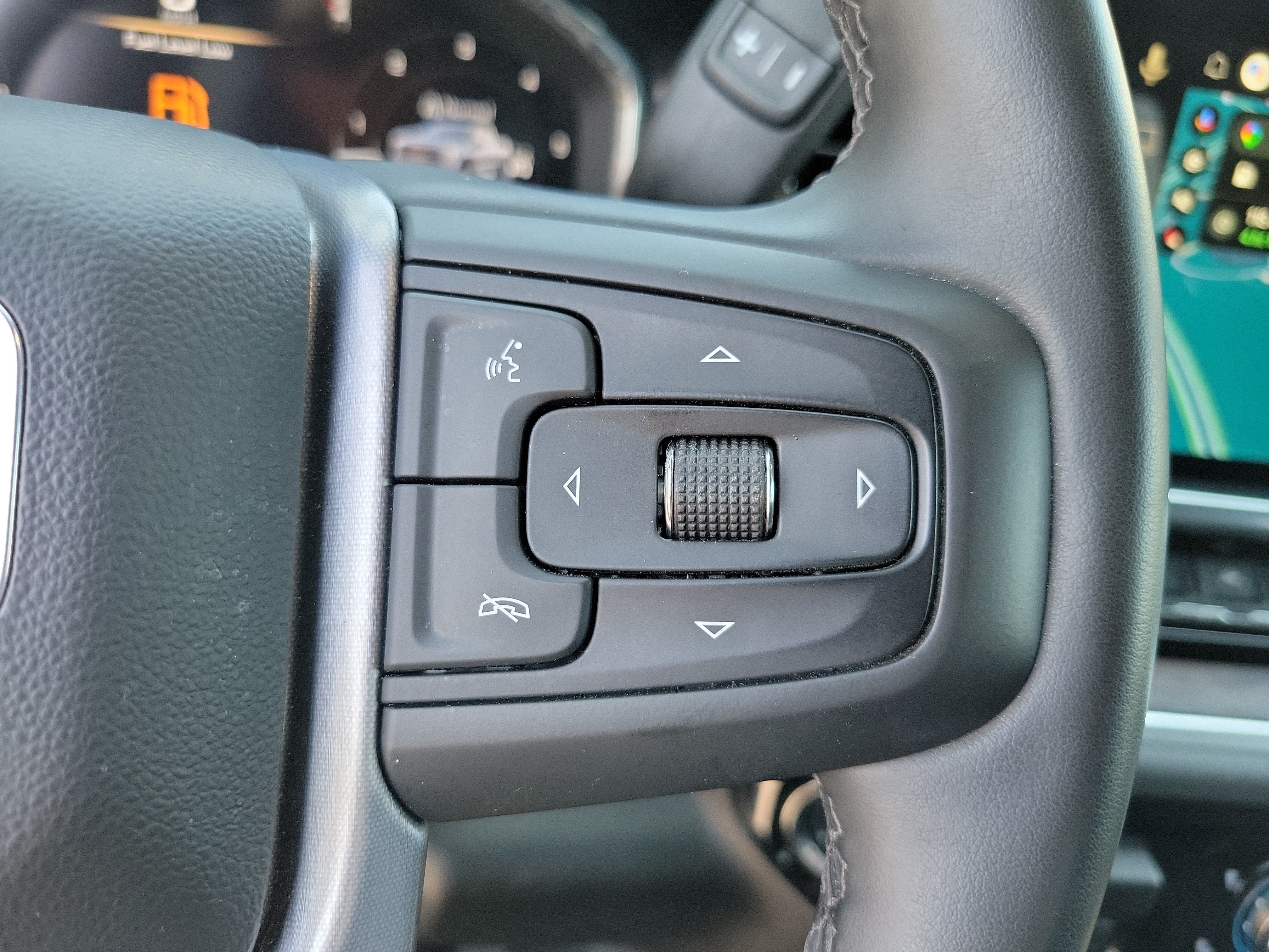 Used 2026 GMC Sierra 1500 SLT AWD/4WD image 19