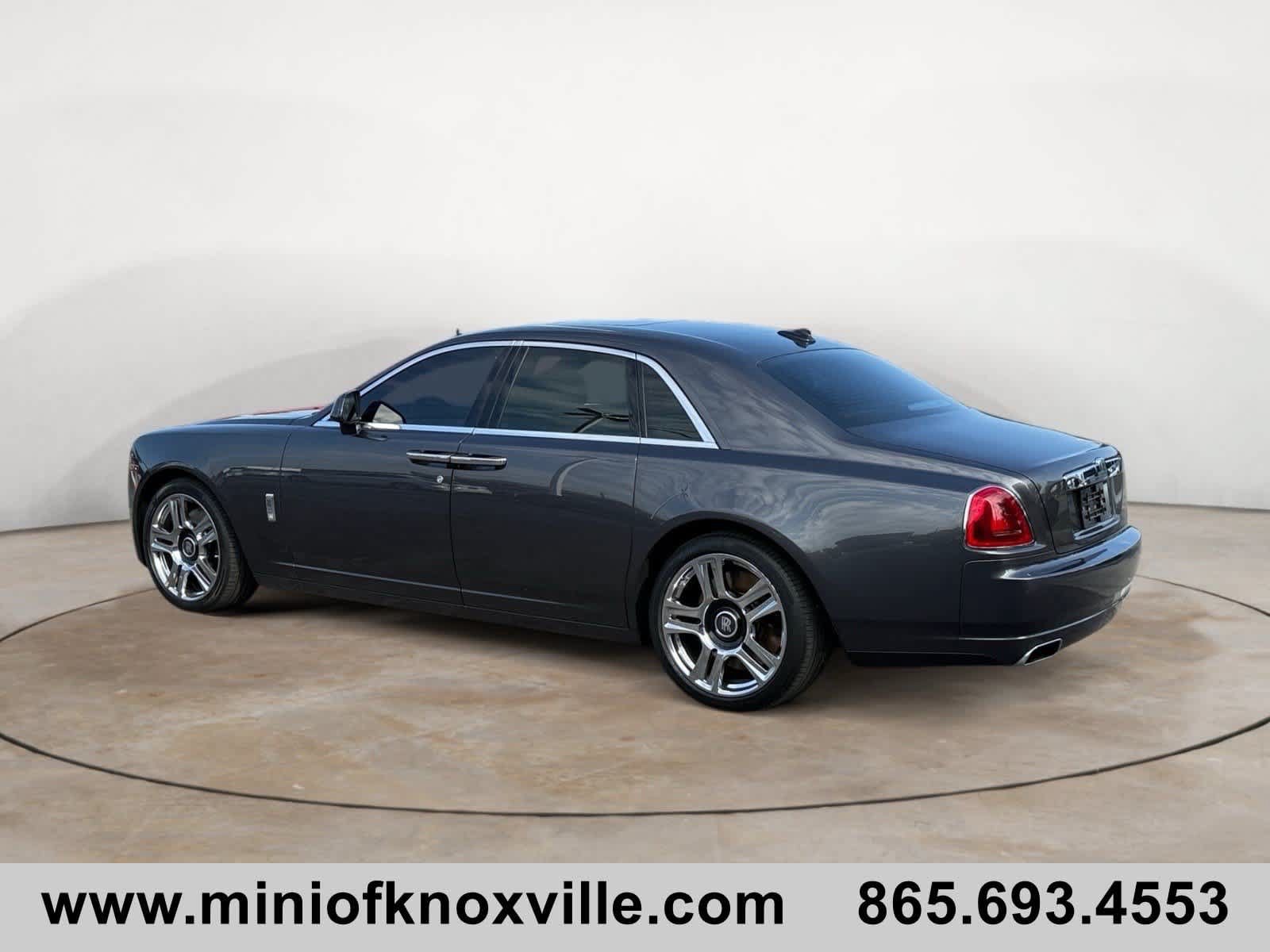 Used 2015 Rolls-Royce Ghost RWD image 5