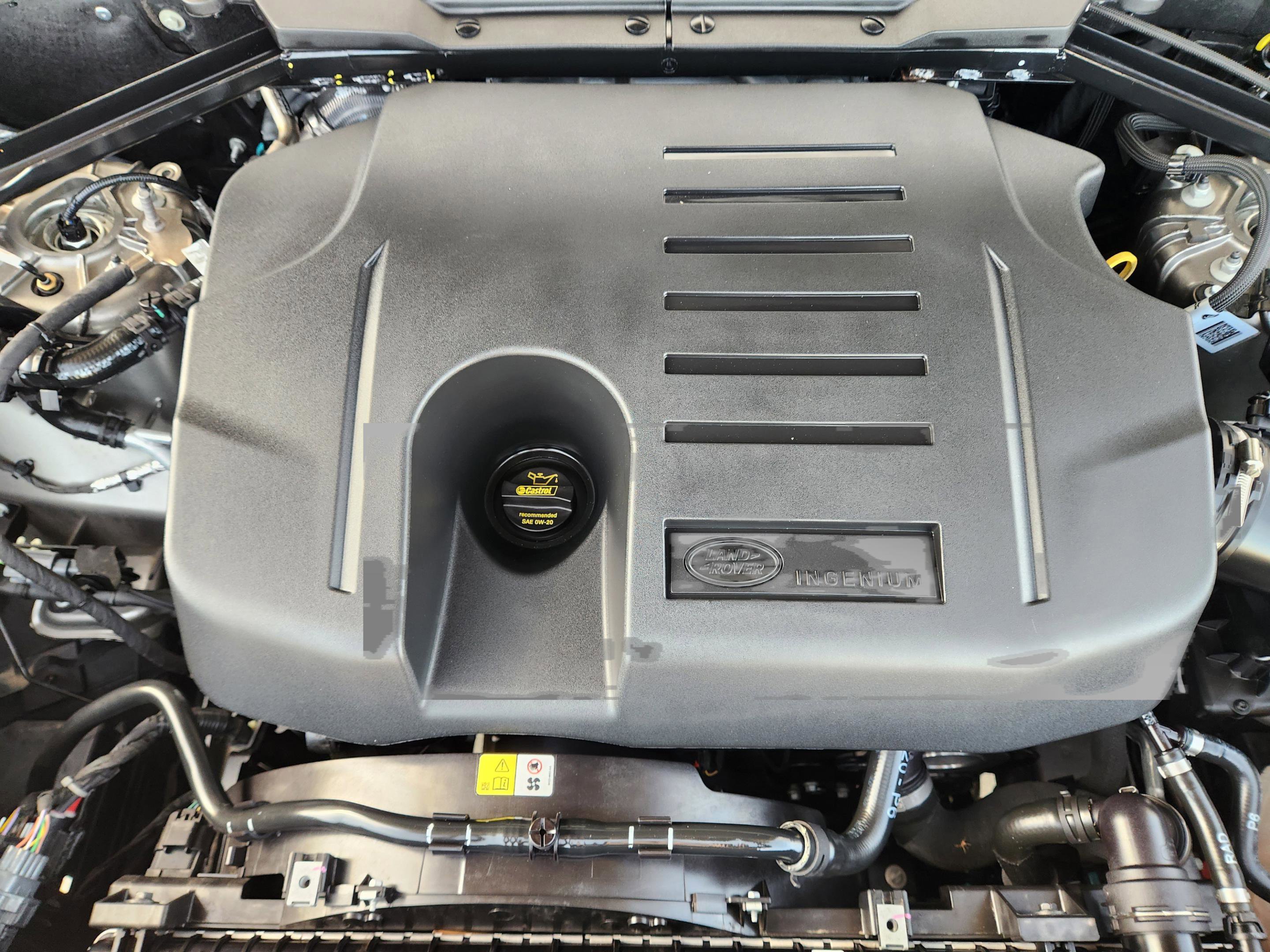 Certified 2025 Land Rover Defender 110 S image 34