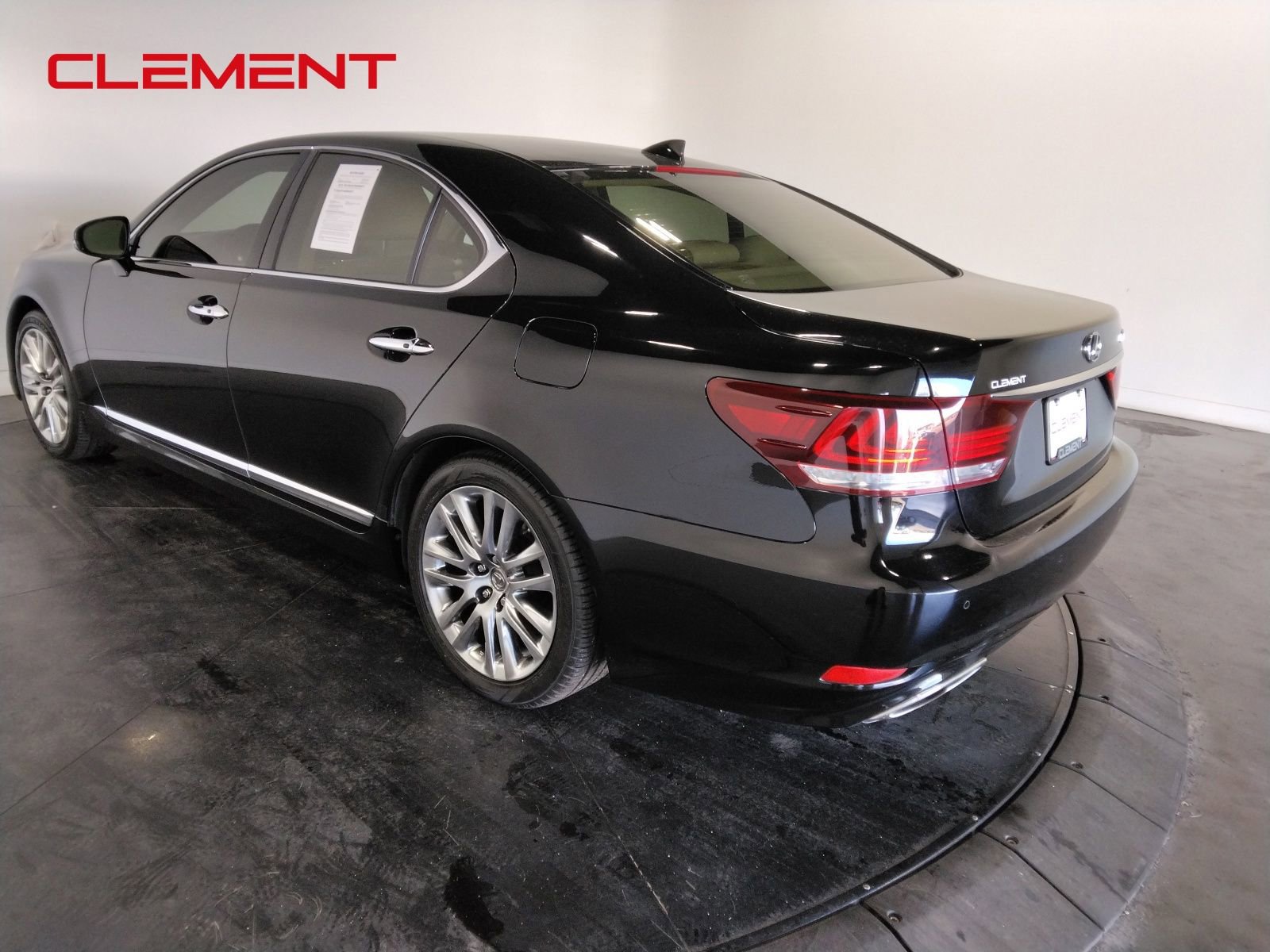 Used 2017 Lexus LS 460 w/ Comfort Package image 8