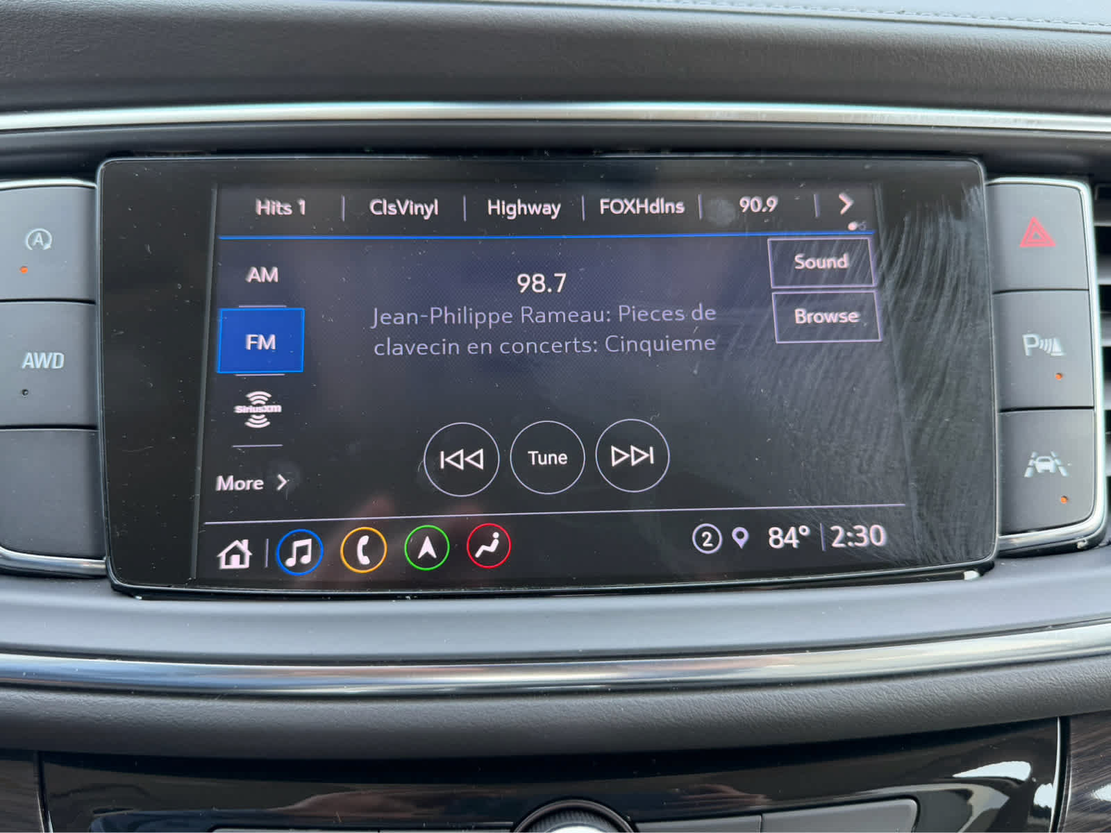 Used 2022 Buick Enclave Premium w/ Surround and Sites Package AWD/4WD image 31