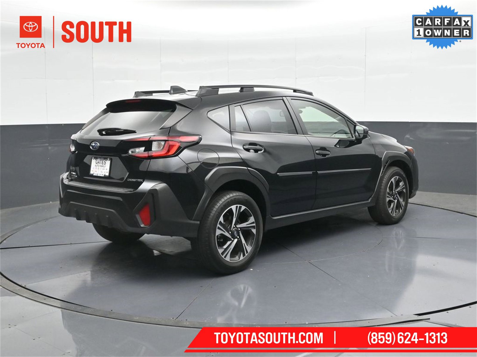 Used 2024 Subaru Crosstrek 2.0i Premium image 2
