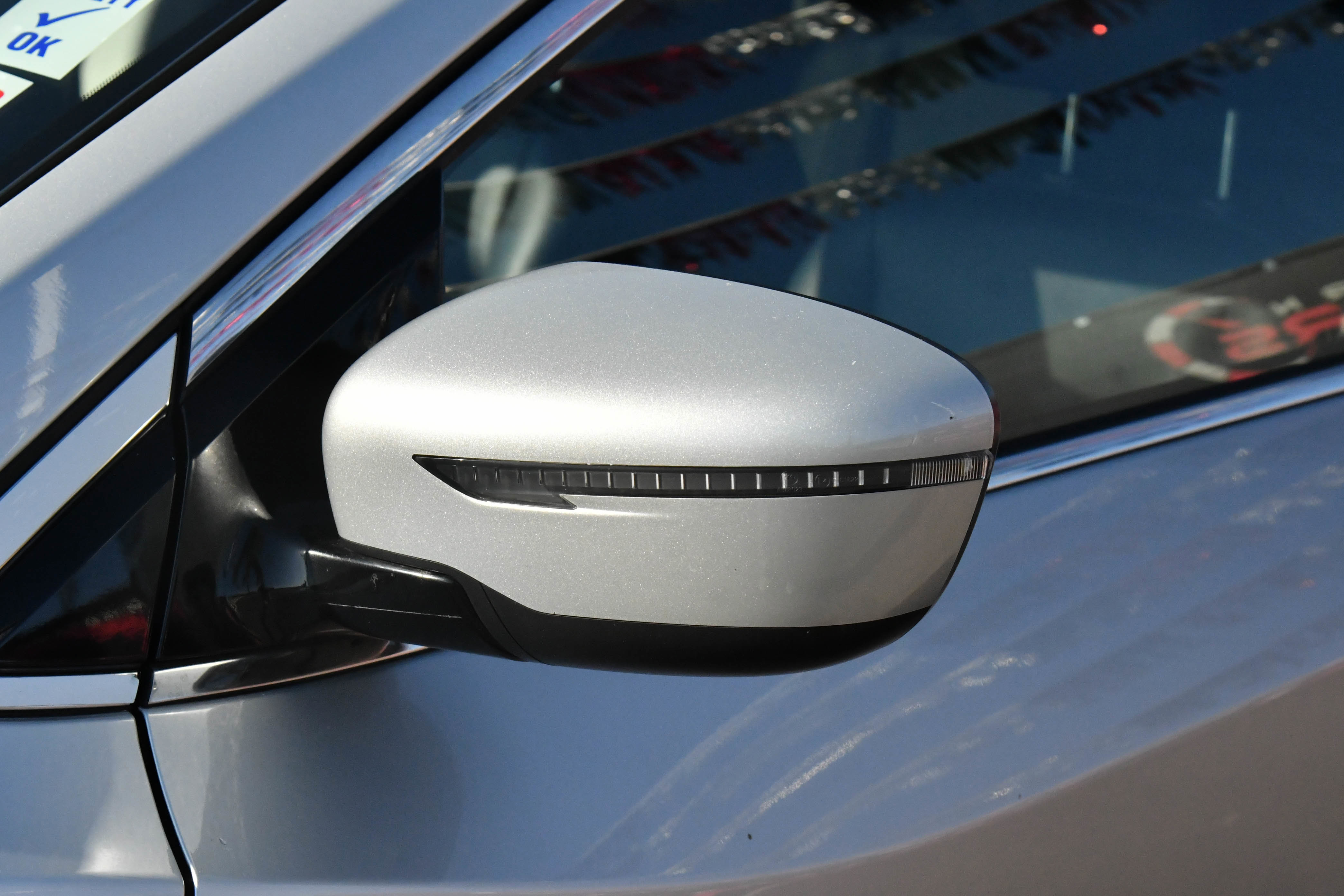 Used 2023 Nissan Murano SV image 13