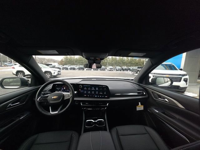 New 2026 Chevrolet Traverse LT image 13