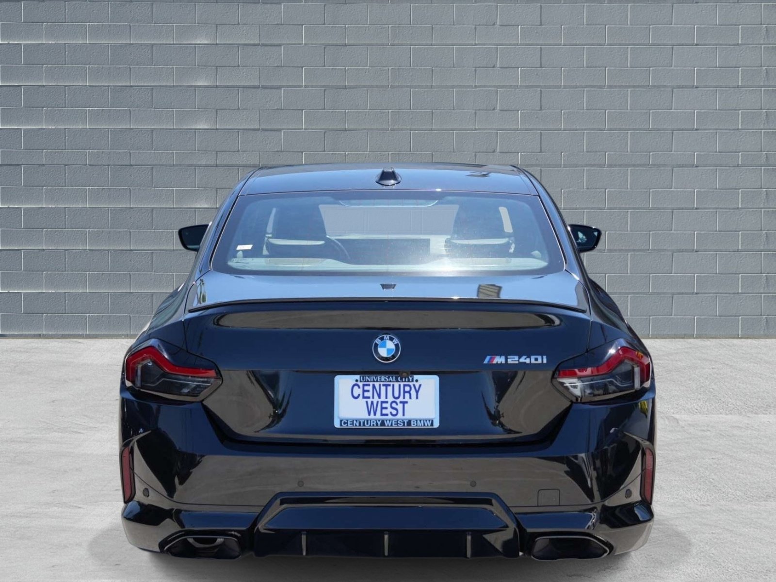 Used 2025 BMW M240i Coupe w/ Premium Package RWD image 4