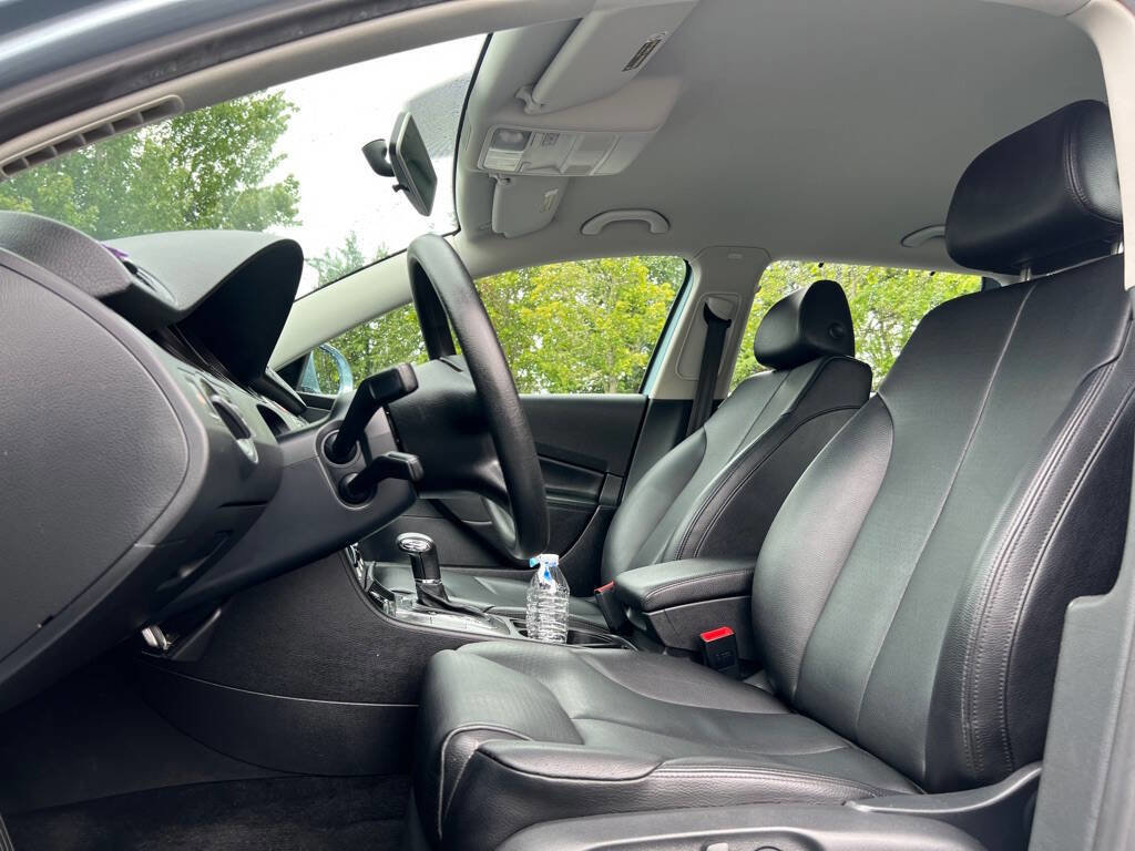 Used 2008 Volkswagen Passat 2.0T image 9