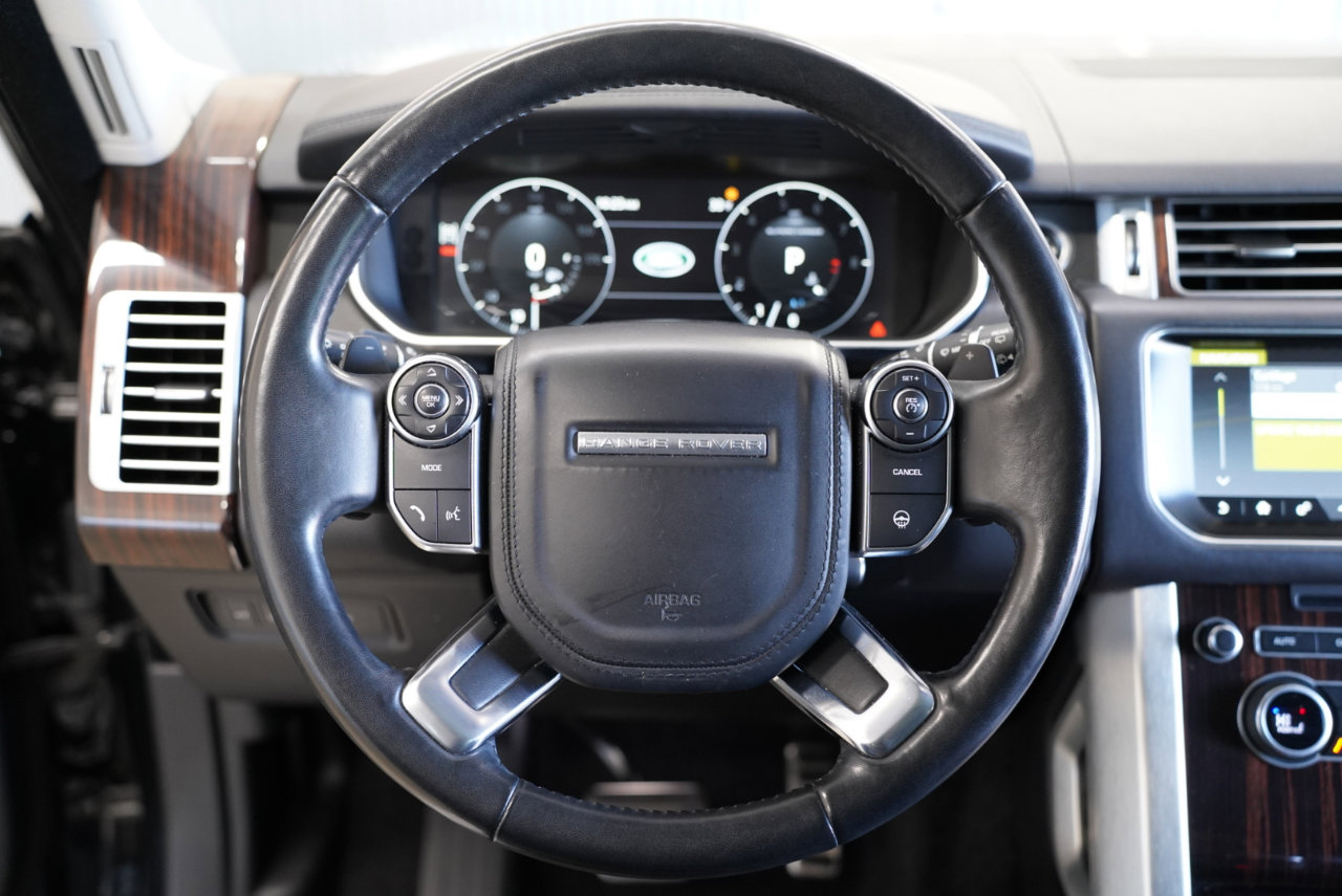 Used 2017 Land Rover Range Rover Long Wheelbase Supercharged image 12