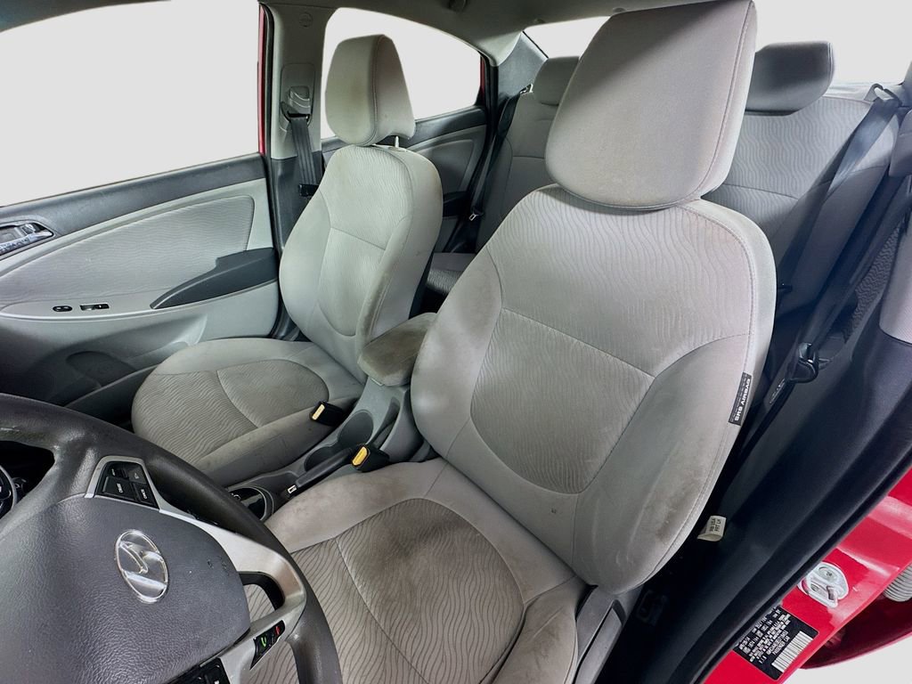 Used 2014 Hyundai Accent GLS w/ Option Group 2 image 19