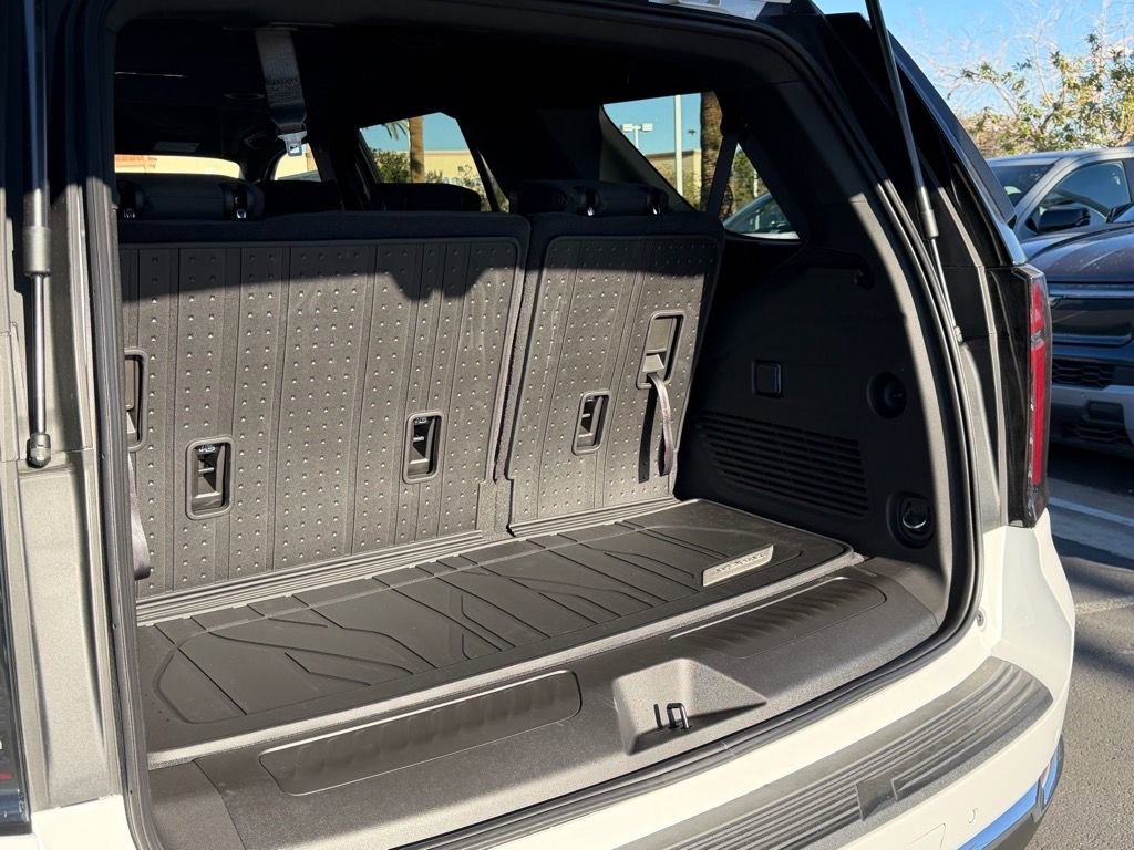 New 2026 Chevrolet Tahoe LS image 9